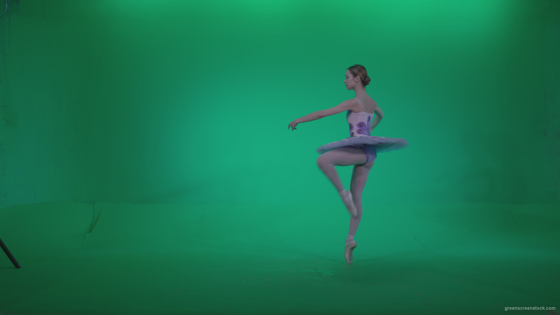 Ballet-Purple-Costume-p6-Green-Screen-Video-Footage_005 Green Screen Stock