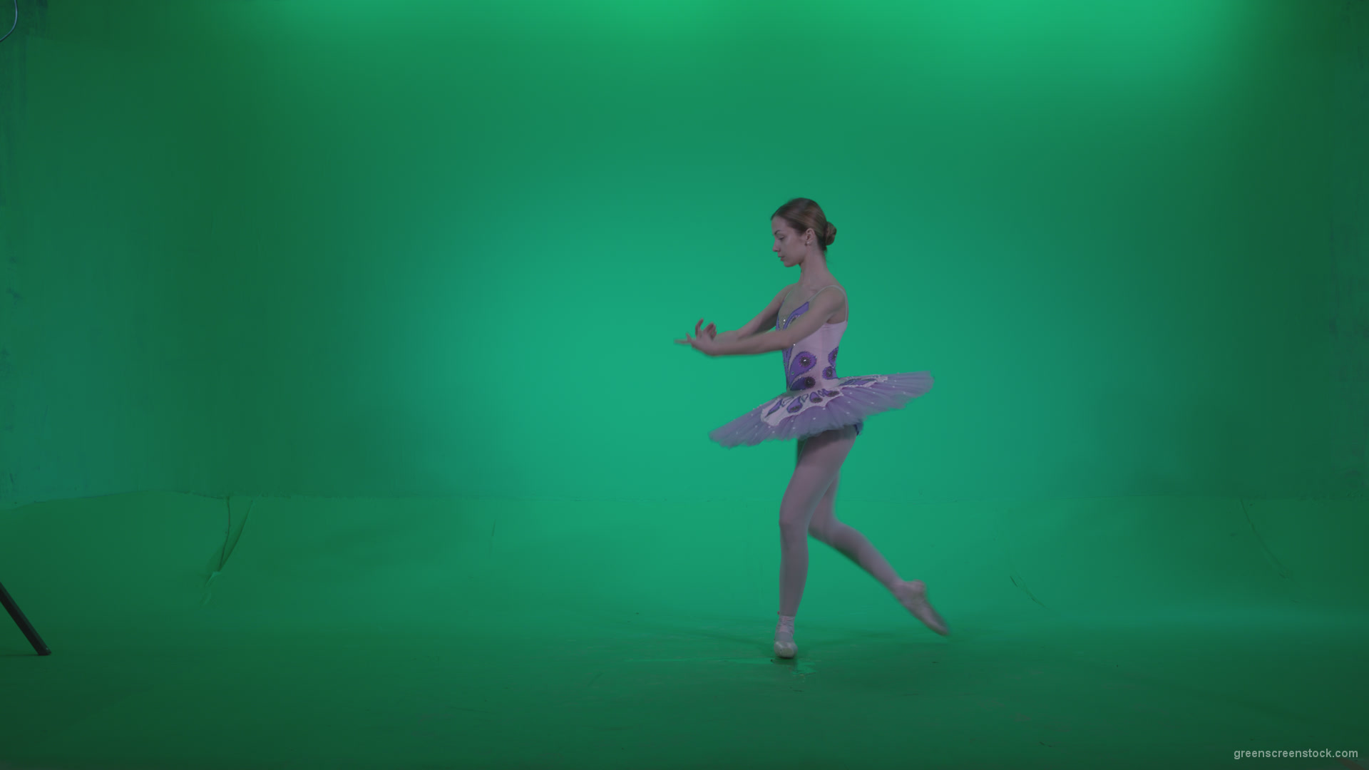 Ballet-Purple-Costume-p6-Green-Screen-Video-Footage_006 Green Screen Stock
