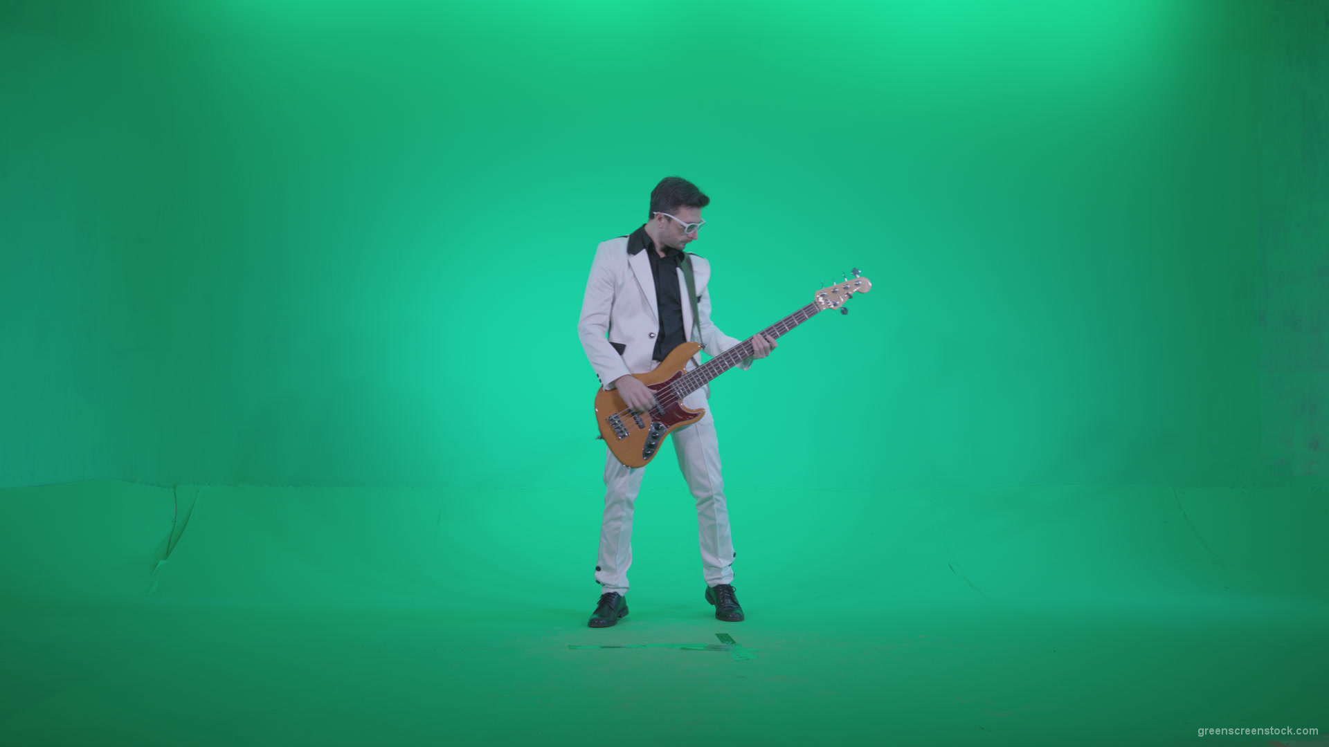 Bass-Jazz-Performer-6-Green-Screen-Video-Footage_001 Green Screen Stock