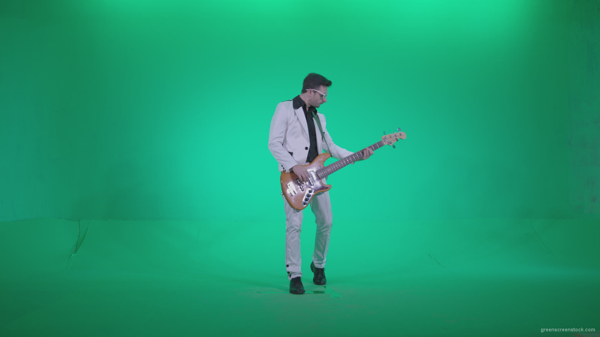 Bass-Jazz-Performer-6-Green-Screen-Video-Footage_009 Green Screen Stock