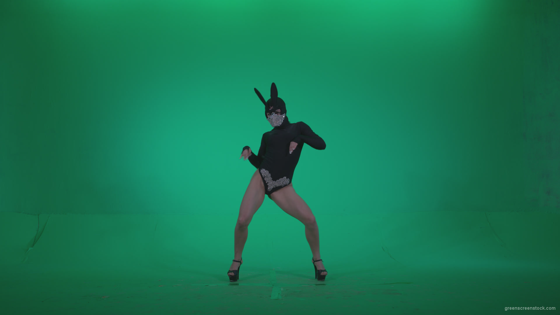 Go-go-Dancer-Black-Rabbit-u8-Green-Screen-Video-Footage_002 Green Screen Stock