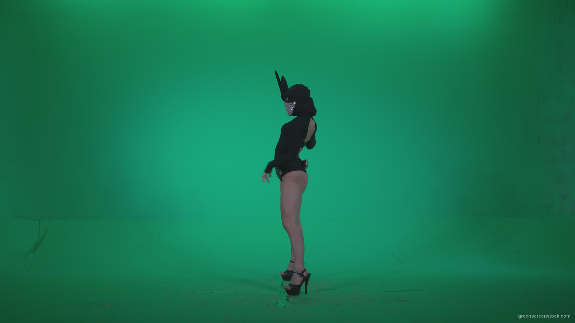 Go-go-Dancer-Black-Rabbit-u8-Green-Screen-Video-Footage_008 Green Screen Stock