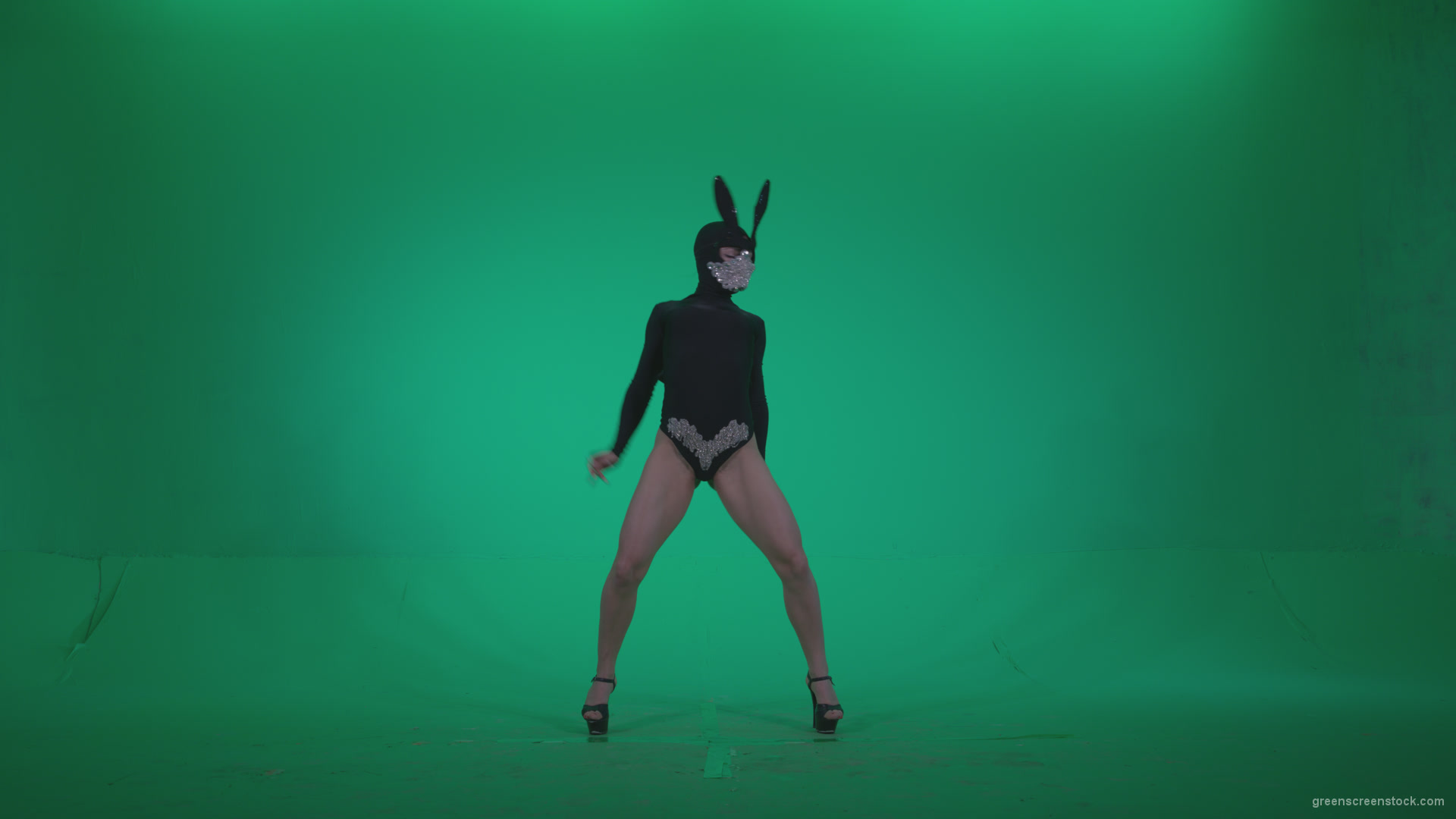 Go-go-Dancer-Black-Rabbit-u9-Green-Screen-Video-Footage_001 Green Screen Stock