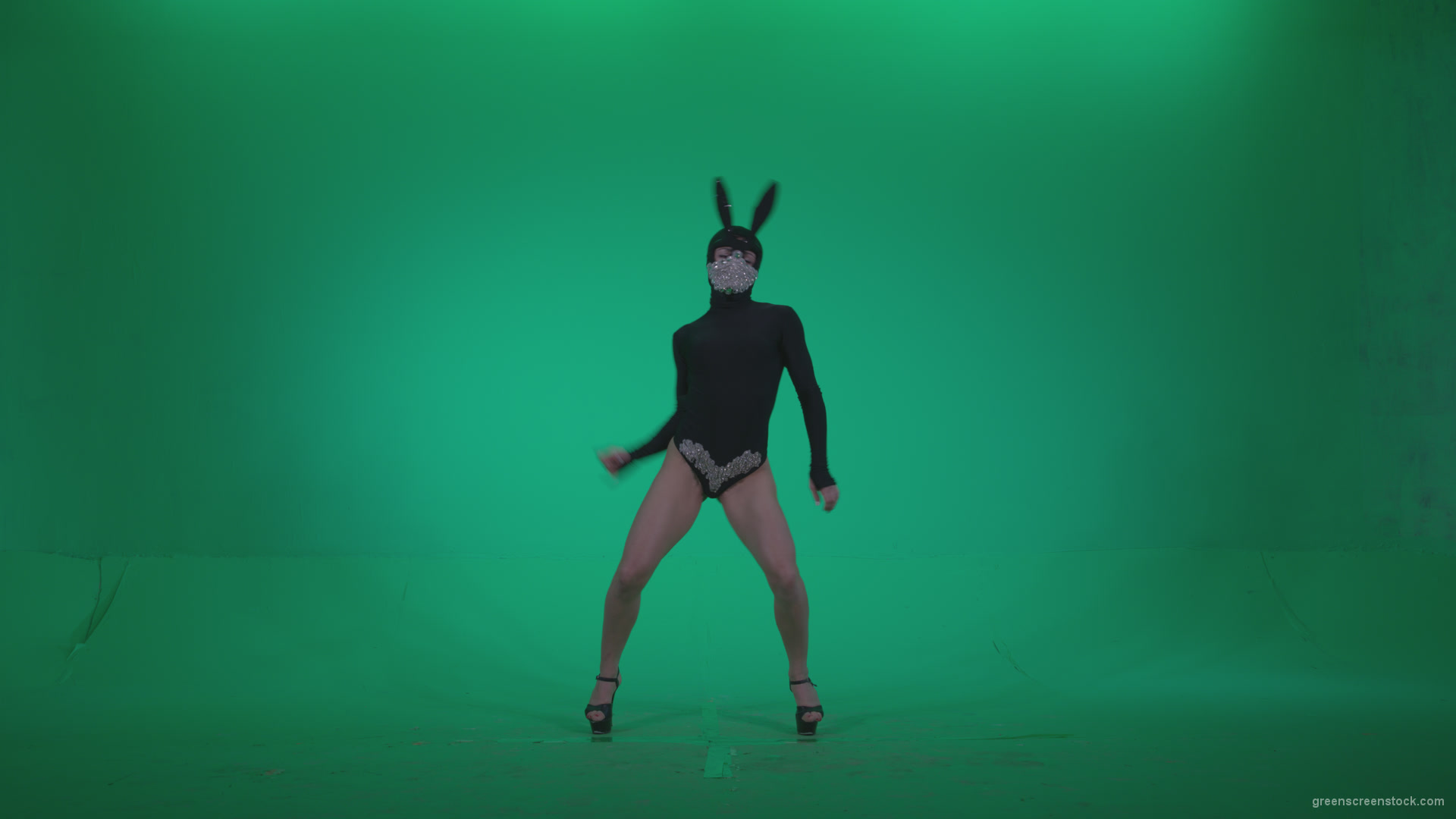 Go-go-Dancer-Black-Rabbit-u9-Green-Screen-Video-Footage_005 Green Screen Stock