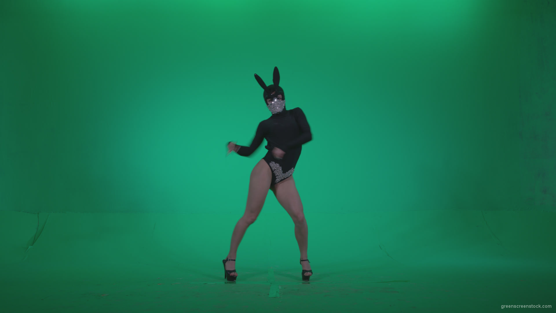 Go-go-Dancer-Black-Rabbit-u9-Green-Screen-Video-Footage_007 Green Screen Stock
