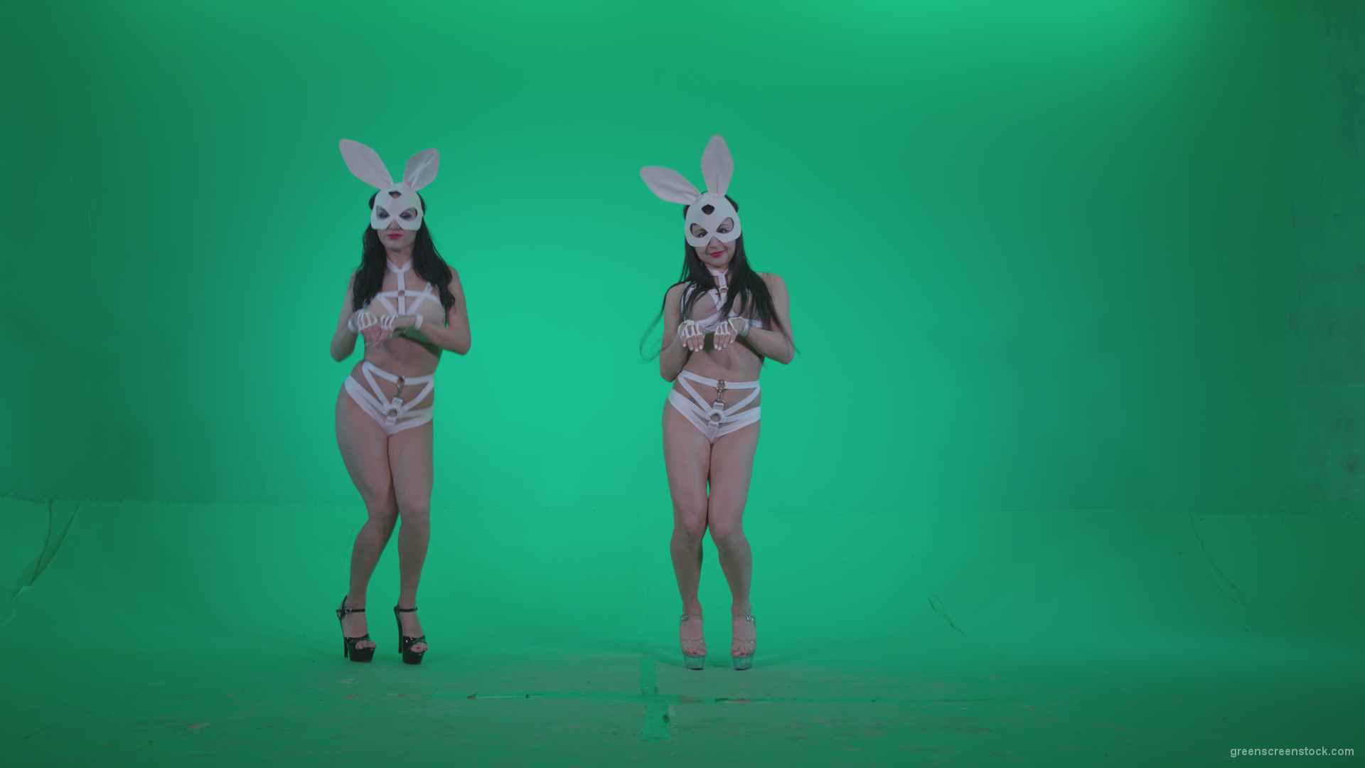 Go-go-Dancer-White-Rabbit-m2-Green-Screen-Video-Footage_008 Green Screen Stock