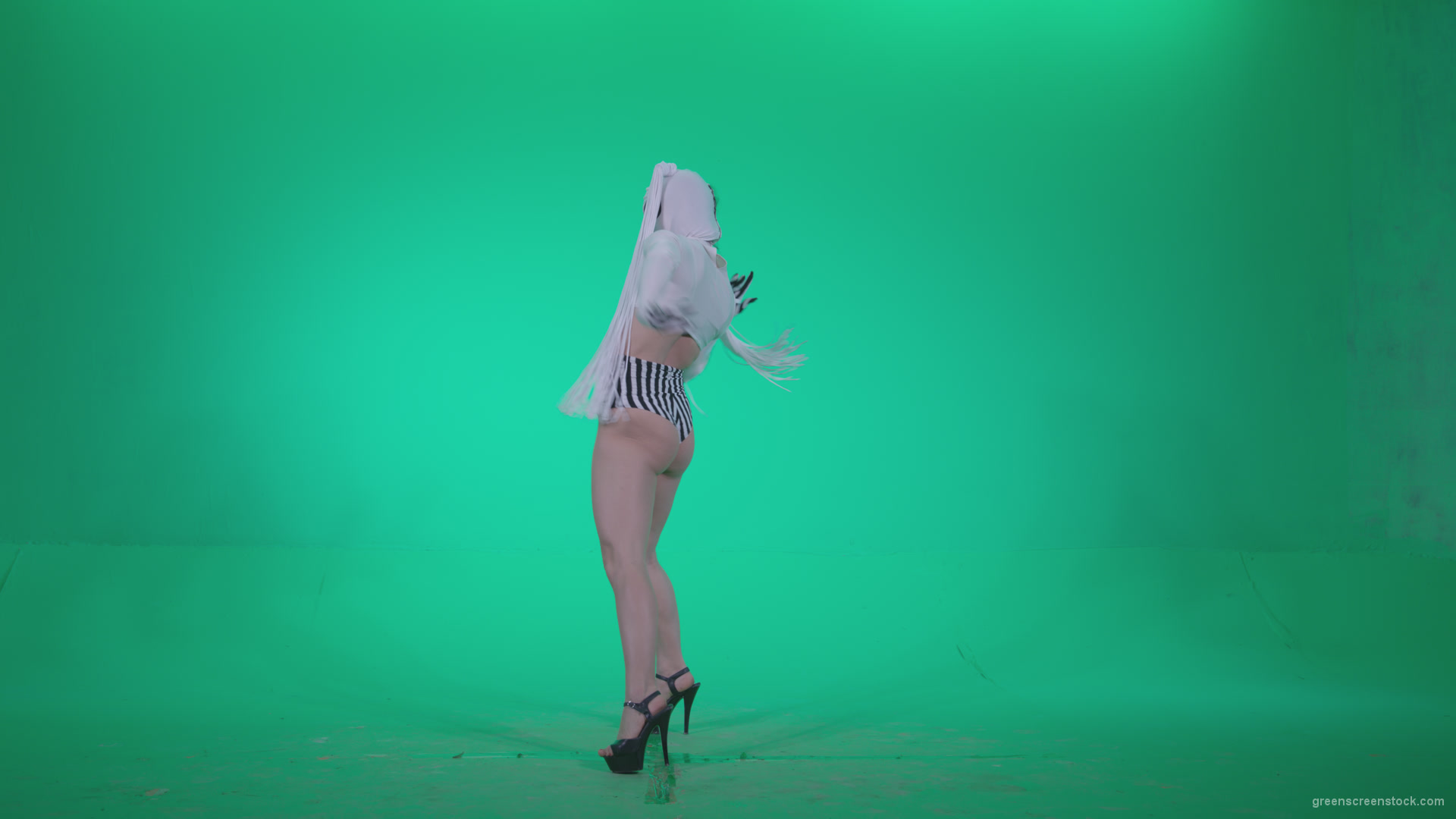vj video background Go-go-Dancer-with-Latex-Top-t2-Green-Screen-Video-Footage_003