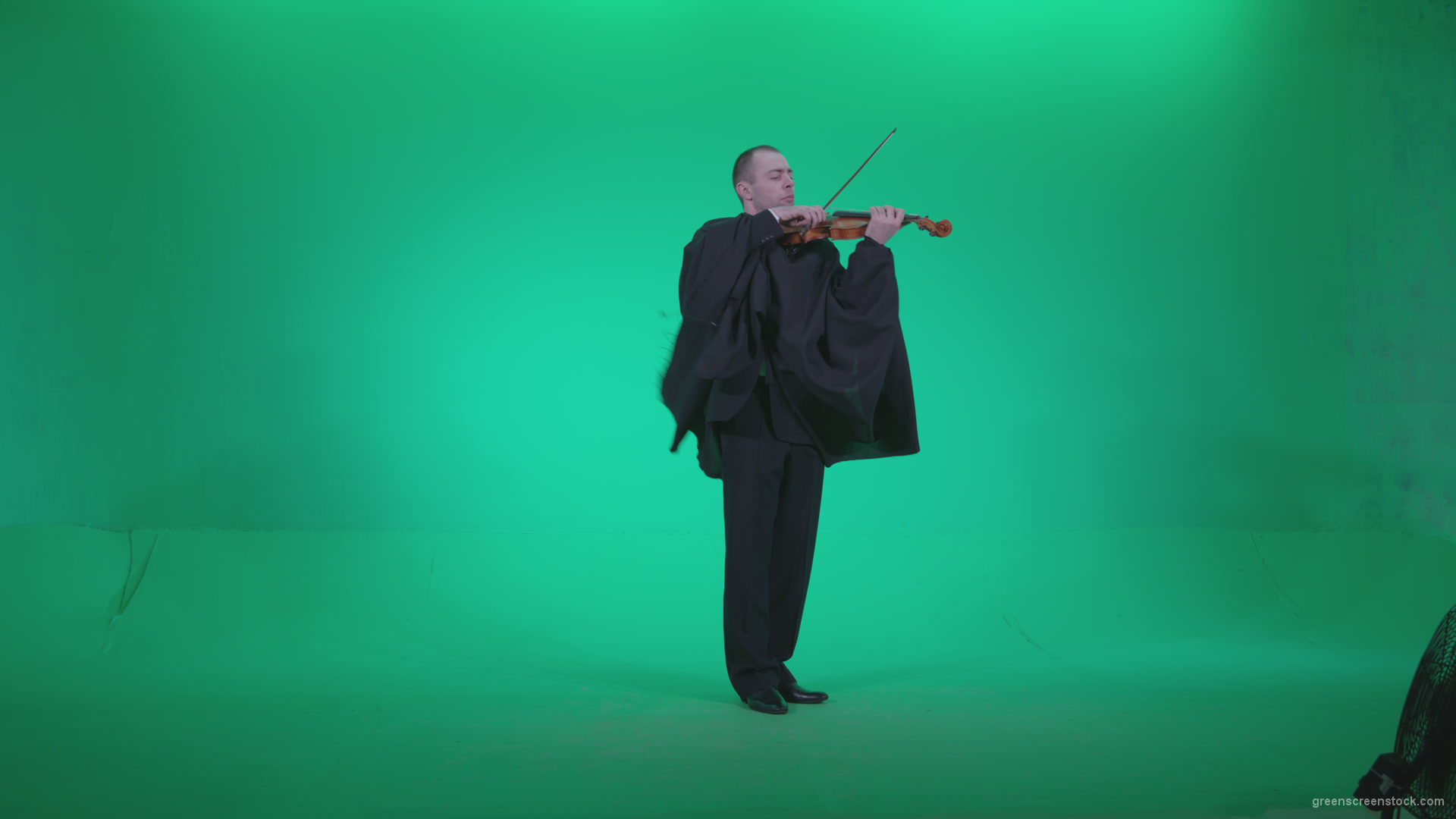 Professional-Violin-player-man-z4_007 Green Screen Stock