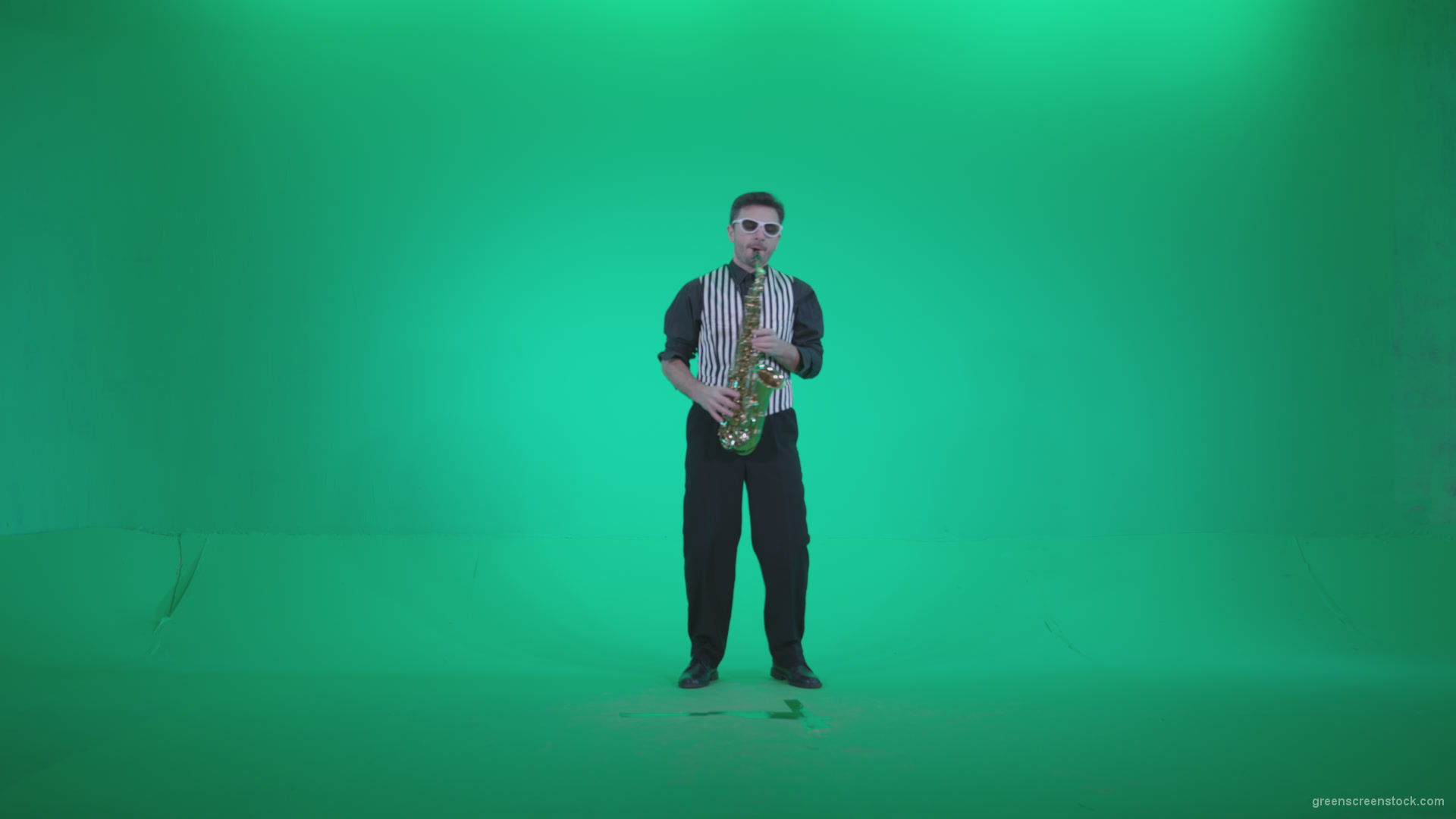 Saxophone-Virtuoso-Performer-s4_001 Green Screen Stock