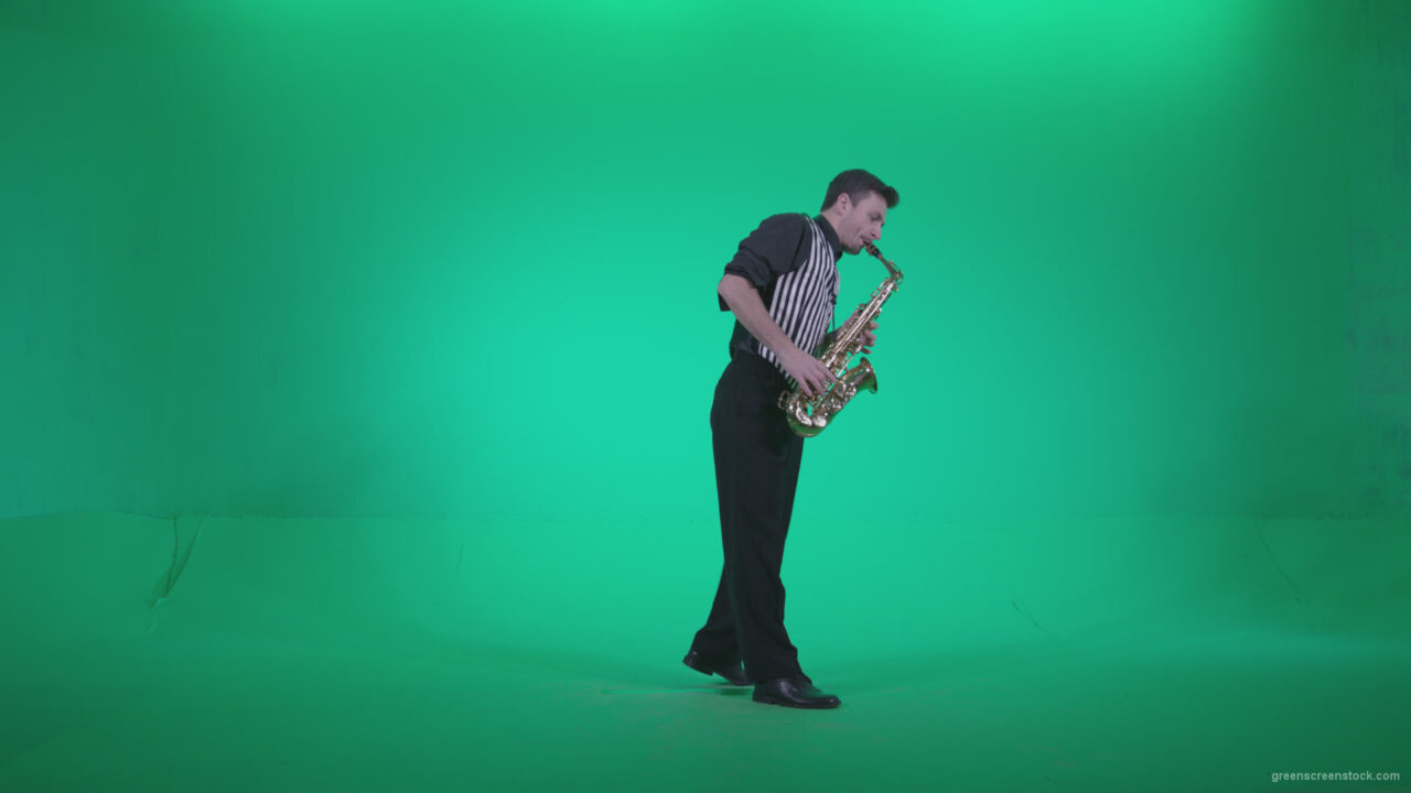 vj video background Saxophone-Virtuoso-Performer-s9-Green-Screen-Video-Footage_003