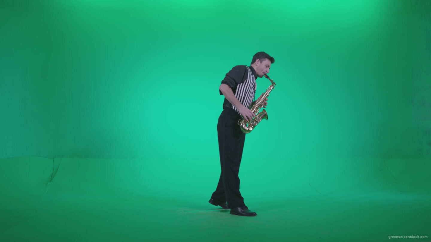 vj video background Saxophone-Virtuoso-Performer-s9-Green-Screen-Video-Footage_003