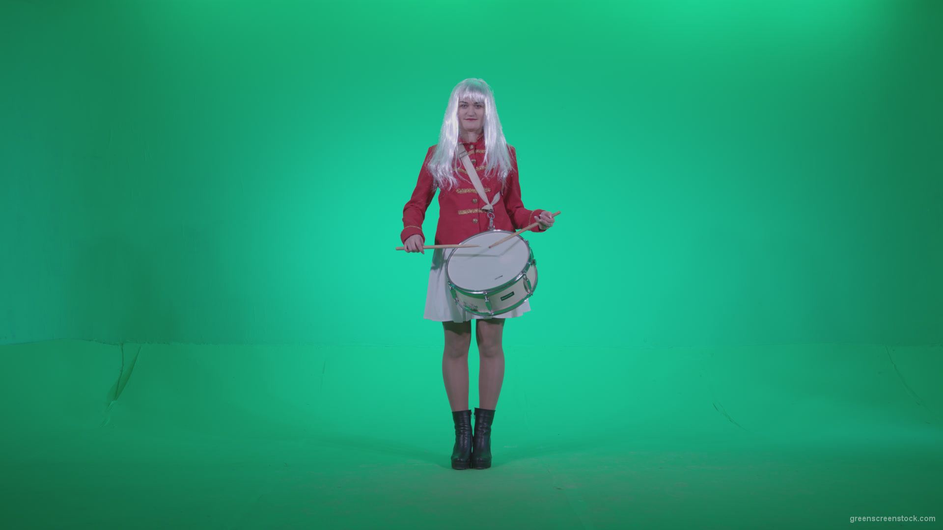 Snare-Drumming-girl-with-white-haire-z1_001 Green Screen Stock