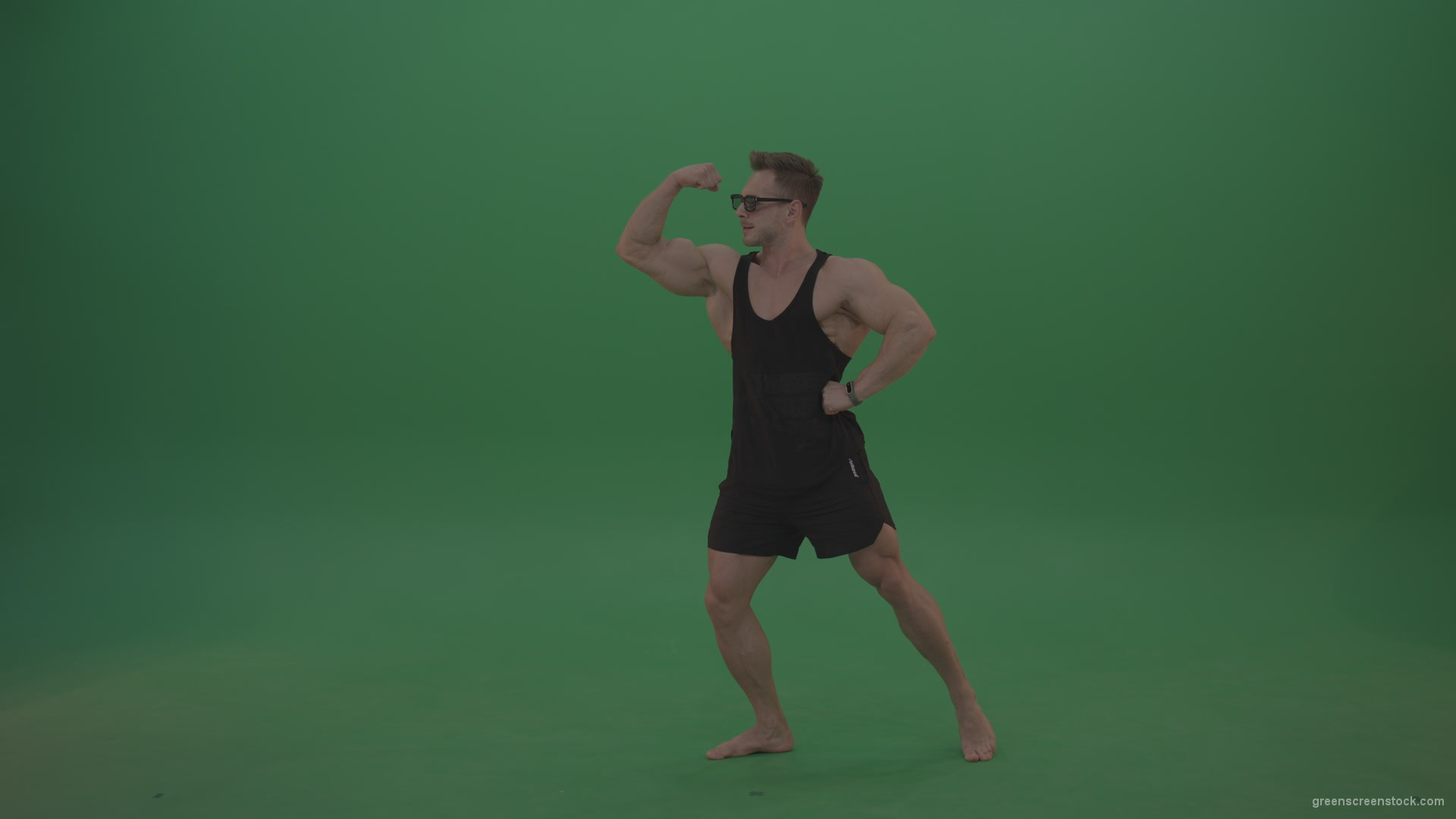 Green-Screen-Bodybuilder-fitness-trainer-show-muscules-on-green-background-3_007 Green Screen Stock