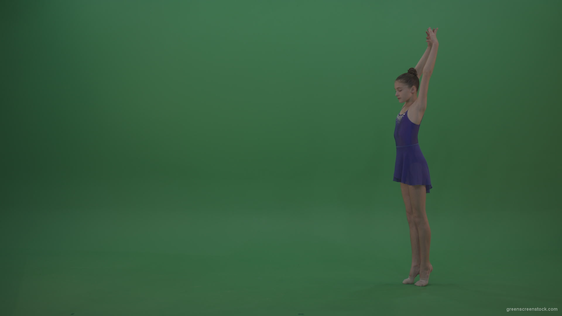 Young_Gymnast_Female_Wearing_Blue_Show_Costume_Performing_Great_Spinning_Arabesque_Moves_Showing_Awesome_Technique_On_Green_Screen_Wall_Background_002 Green Screen Stock