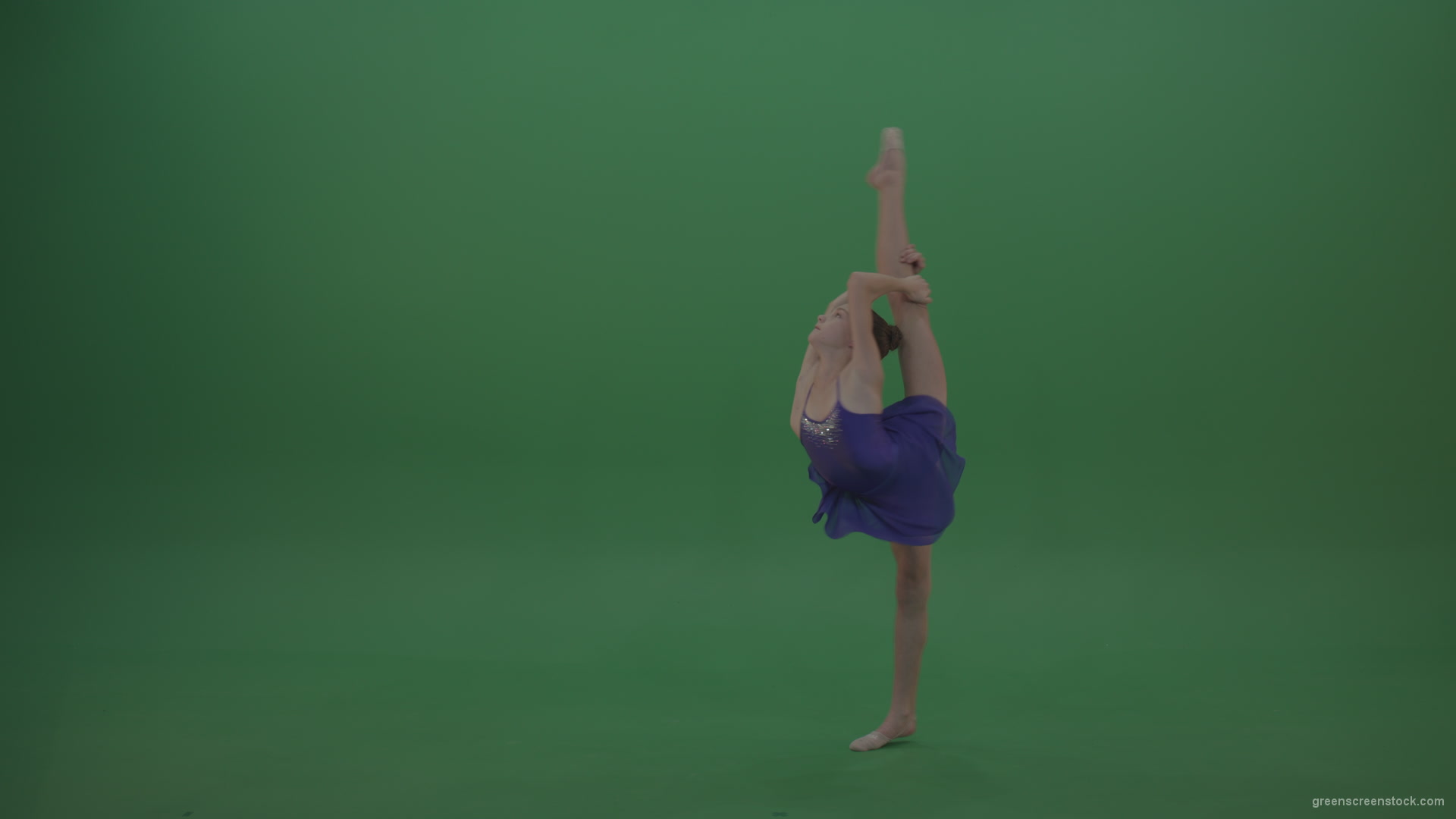 Young_Gymnast_Female_Wearing_Blue_Show_Costume_Performing_Great_Spinning_Arabesque_Moves_Showing_Awesome_Technique_On_Green_Screen_Wall_Background_005 Green Screen Stock