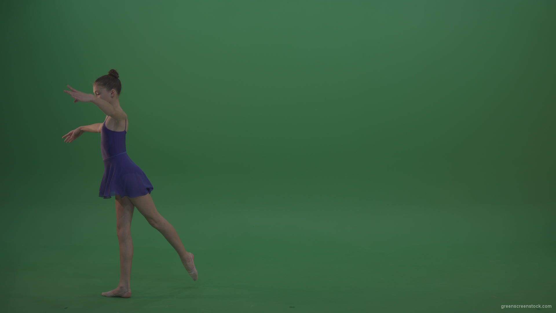 Young_Gymnast_Showing_Marvelous_Technical_Dance_Swan_Ballet_Moves_Technical_Performance_Of_Rhythmic_Artistic_Gymnastics_On_Green_Screen_Wall_Background_004 Green Screen Stock