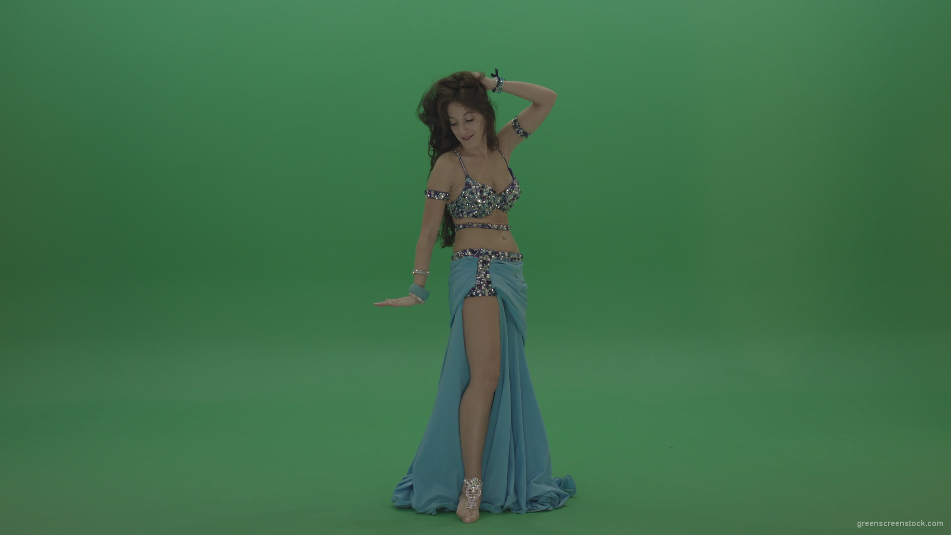 Awesome-belly-dancer-in-blue-wear-display-amazing-dance-moves-over-chromakey-background_007 Green Screen Stock