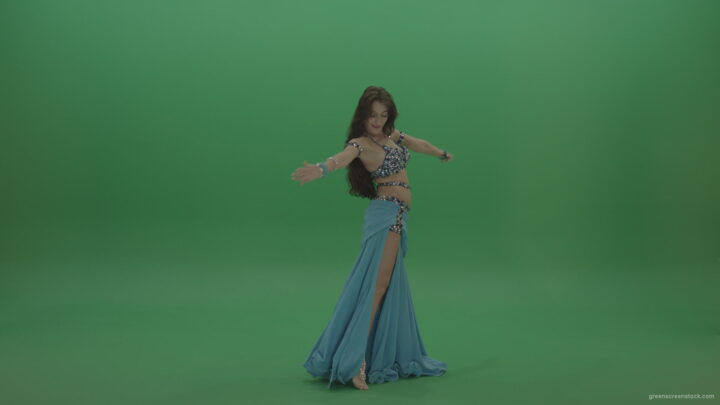 vj video background Beautiful-belly-dancer-in-blue-display-amazing-dance-moves-over-chromakey-background_003