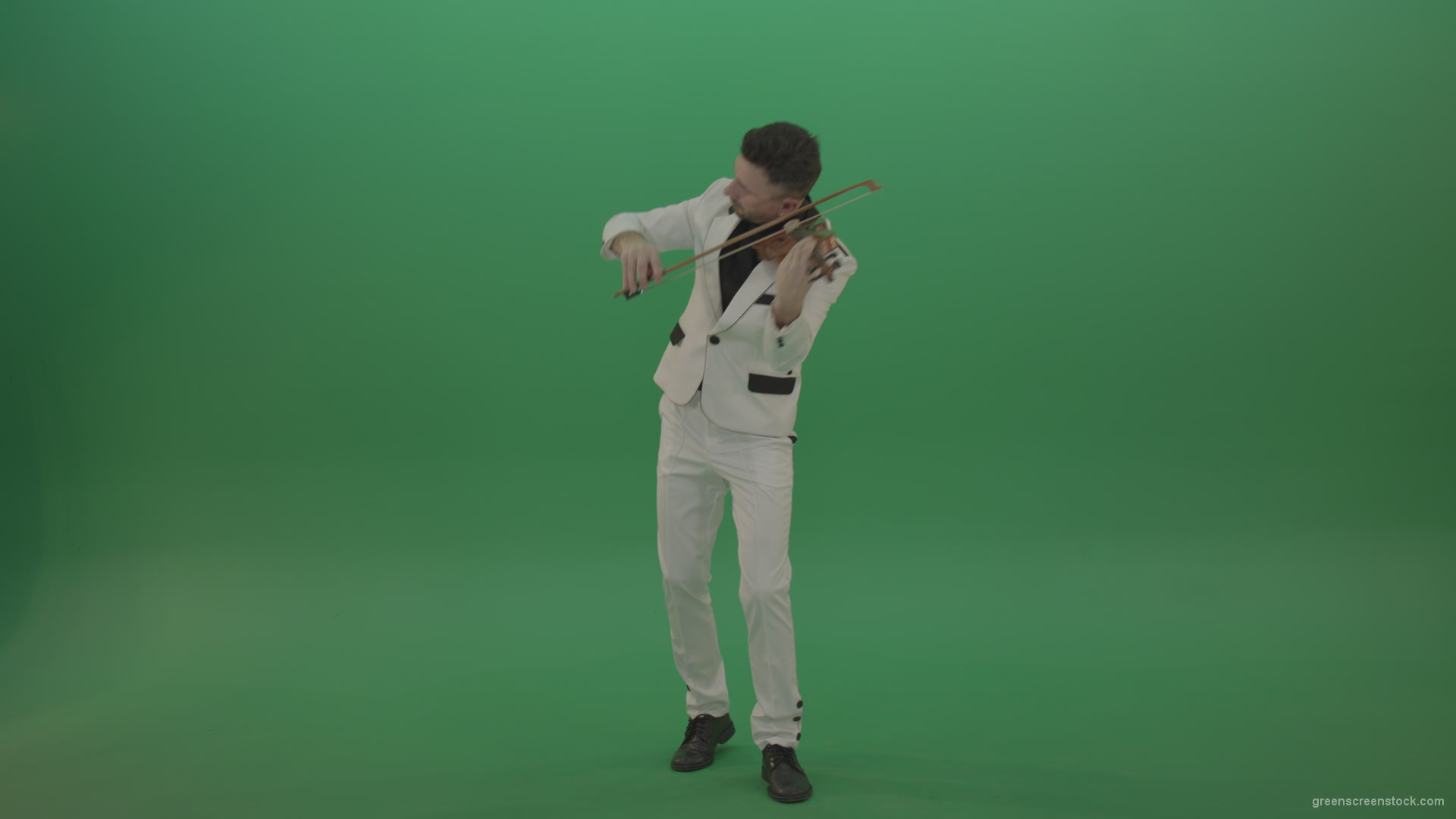 Classic-music-Man-in-white-costume-and-eyes-in-black-mask-play-gothic-violin-Fiddle-string-music-instrument-isolated-on-green-screen_002 Green Screen Stock