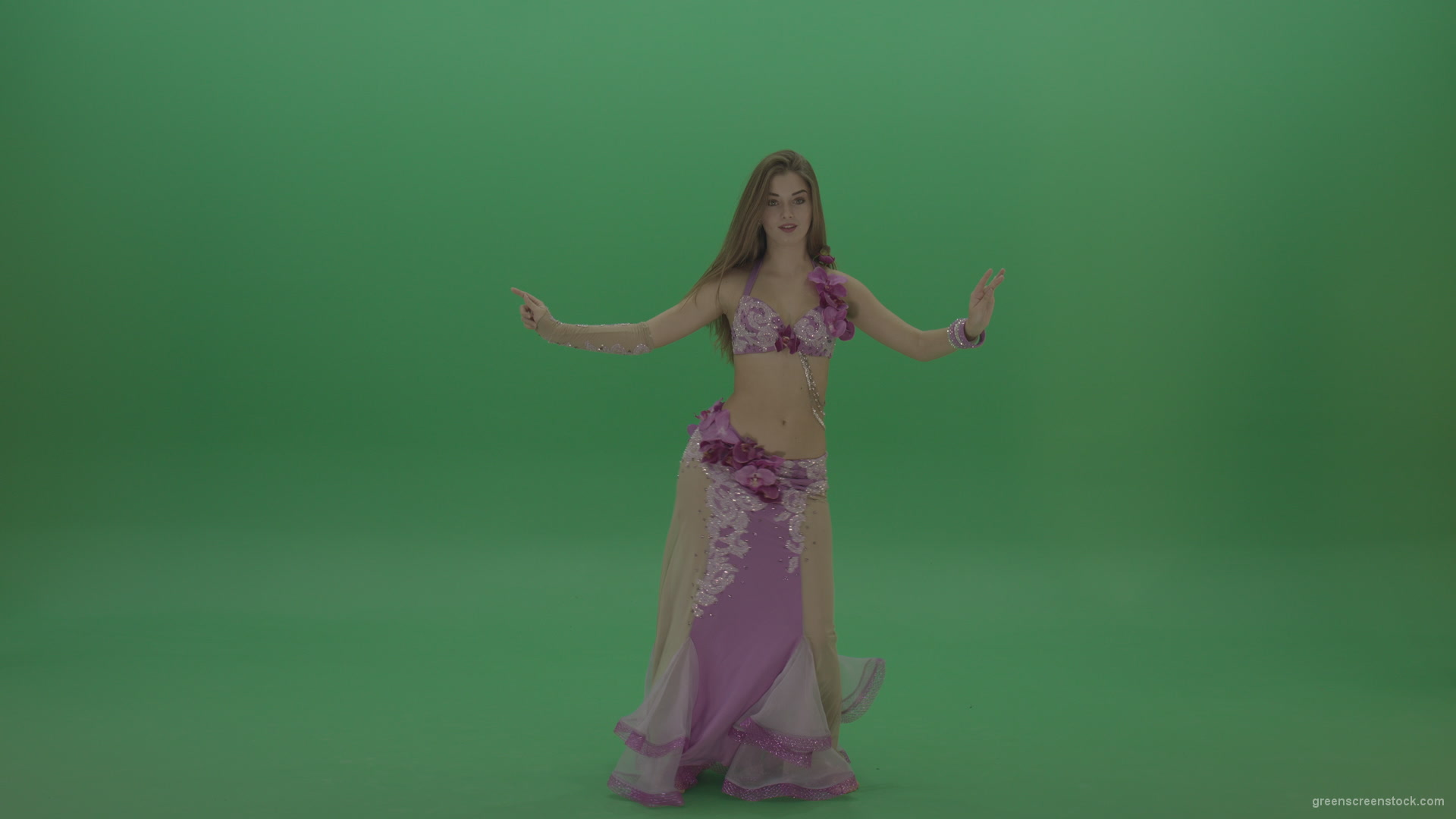Delightful-belly-dancer-in-pink-wear-display-amazing-dance-moves-over-chromakey-background_002 Green Screen Stock