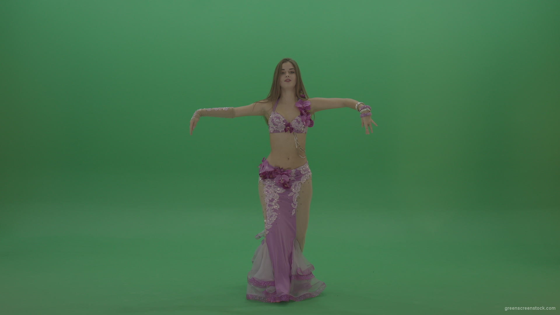 Delightful-belly-dancer-in-pink-wear-display-amazing-dance-moves-over-chromakey-background_008 Green Screen Stock