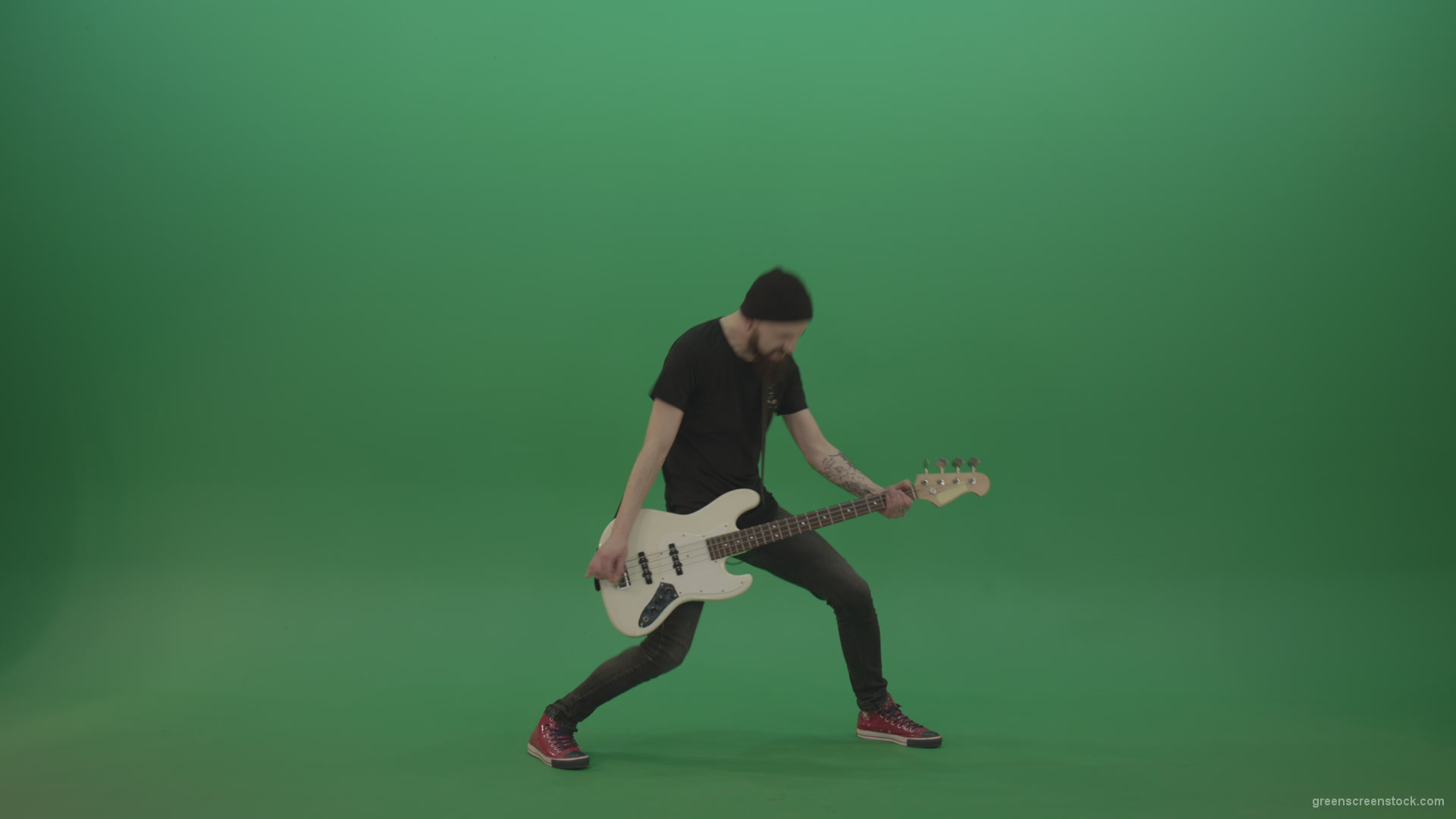 Man-enjoy-to-play-hard-rock-bass-guitar-isolated-on-green-screen-4k-footage_005 Green Screen Stock