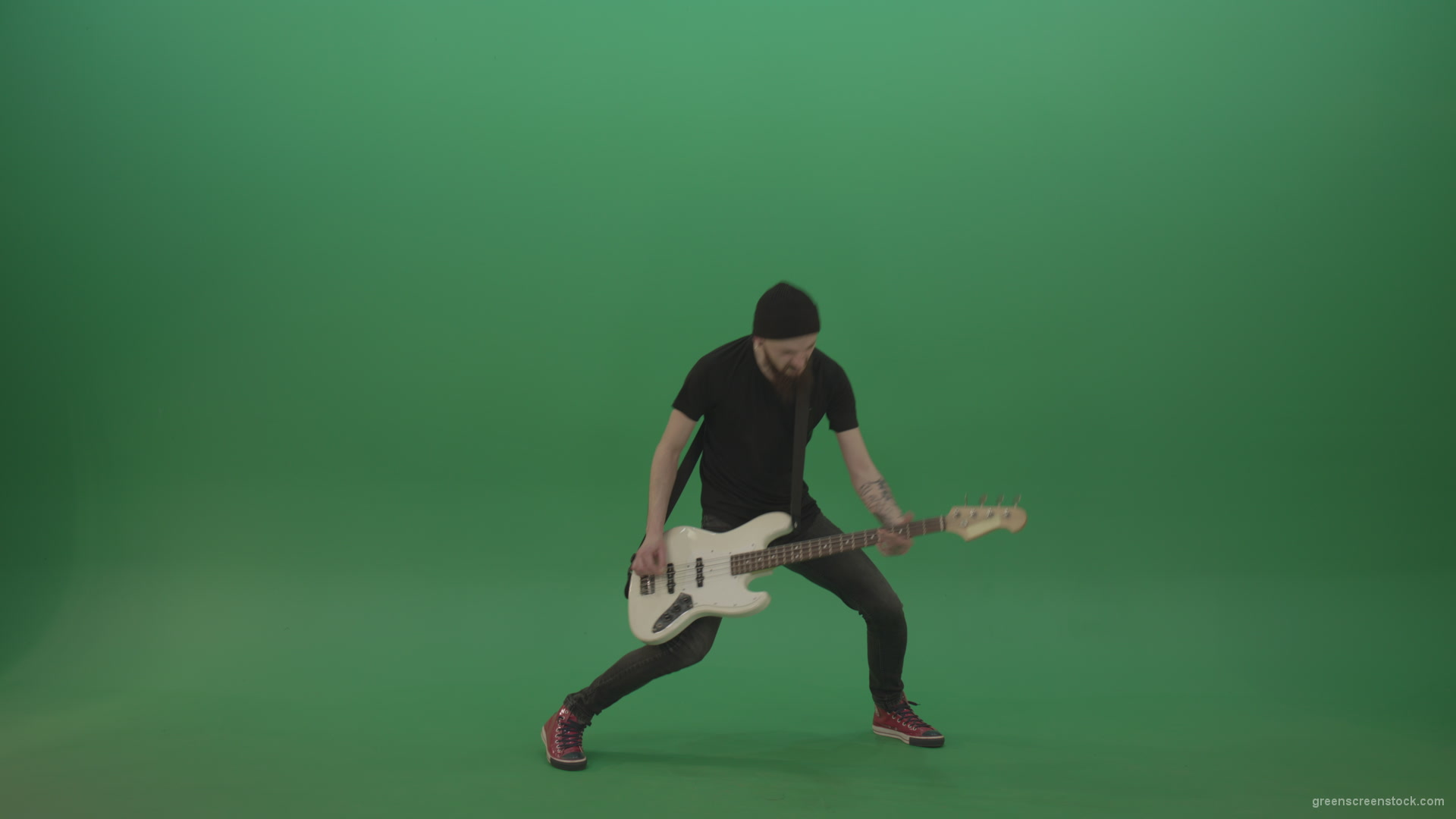 Man-enjoy-to-play-hard-rock-bass-guitar-isolated-on-green-screen-4k-footage_009 Green Screen Stock