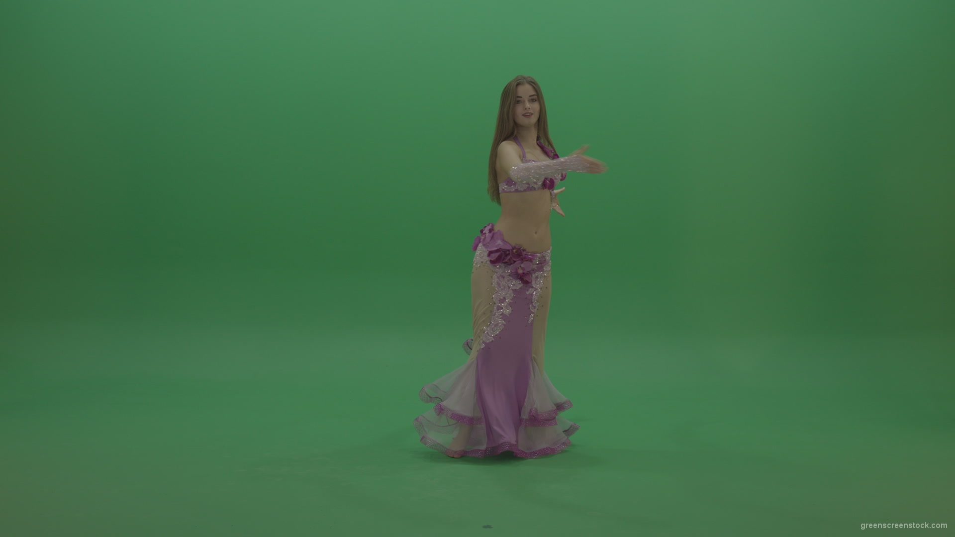 Sightly-belly-dancer-in-pink-wear-display-amazing-dance-moves-over-chromakey-background_002 Green Screen Stock