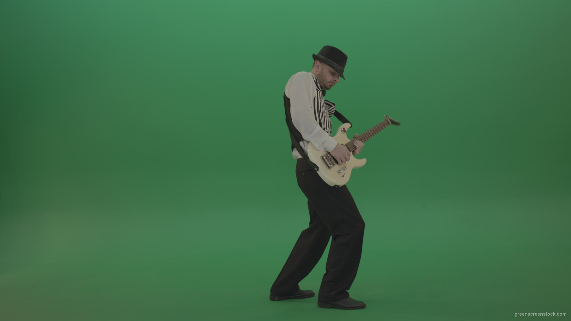 Jazz-man-musician-play-guitar-solo-music-in-guitar-on-green-screen-isolated-in-side-view_007 Green Screen Stock