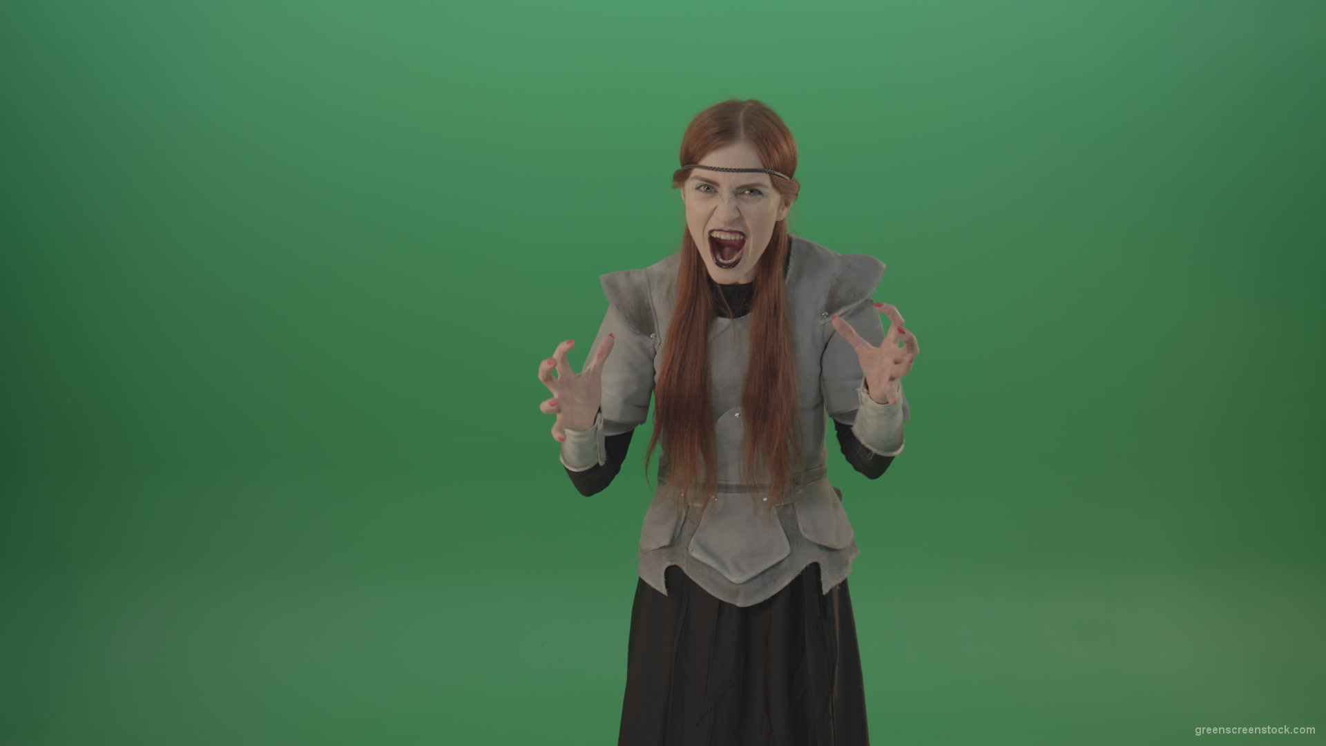 Witch-aggressively-shouts-at-the-camera-provoking-the-viewer_007 Green Screen Stock