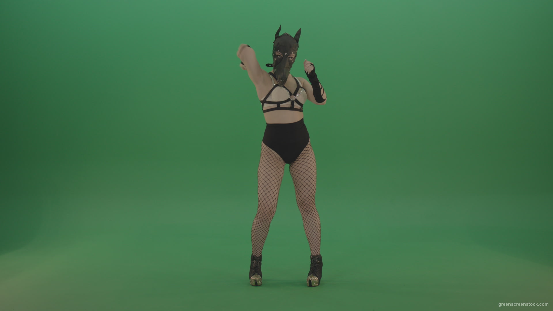 EDM-Girl-in-Wolf-Mask-making-fight-beats-on-green-screen_005 Green Screen Stock