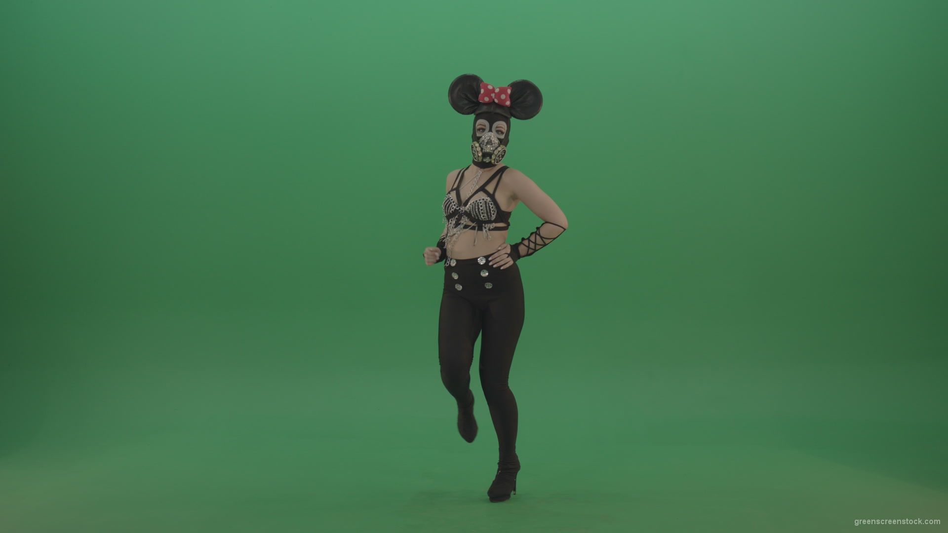 Mouse-Girl-in-mask-dancing-go-go-shaking-ass-and-posing-on-green-screen_006 Green Screen Stock
