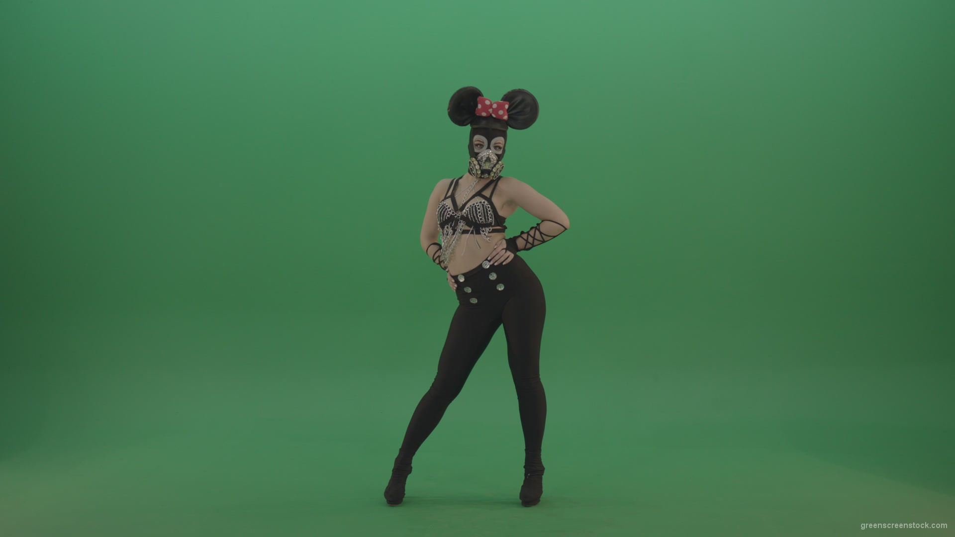 Mouse-Girl-in-mask-dancing-go-go-shaking-ass-and-posing-on-green-screen_007 Green Screen Stock