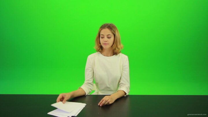 vj video background Blonde-shy-jury-gives-two-2-points-mark-Full-HD-Green-Screen-Video-Footage_003