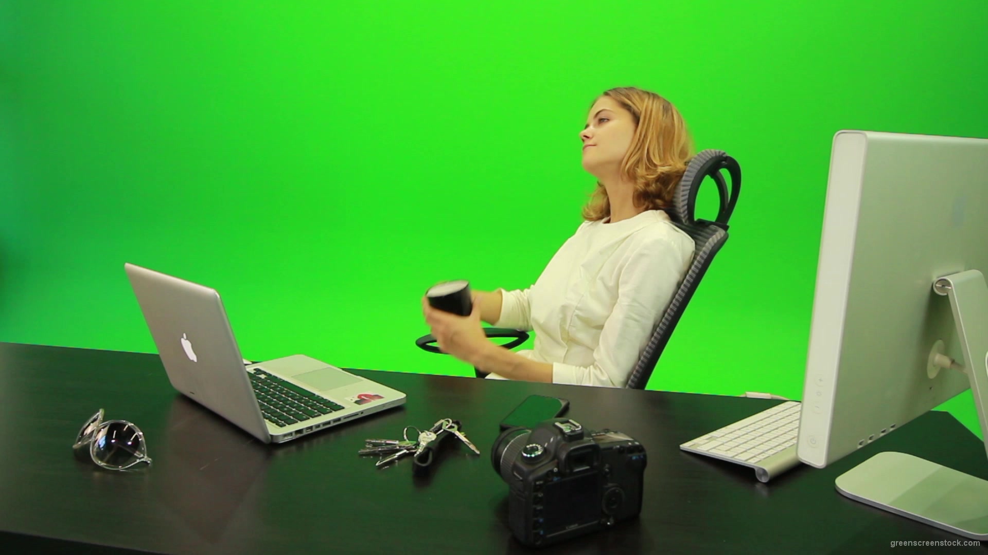 Business-Woman-Relaxing-and-Drinking-Coffee-after-Hard-Work-Green-Screen-Footage_008 Green Screen Stock