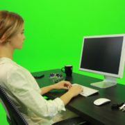 Woman-Working-on-the-Computer-4-Green-Screen-Footage_001 Green Screen Stock