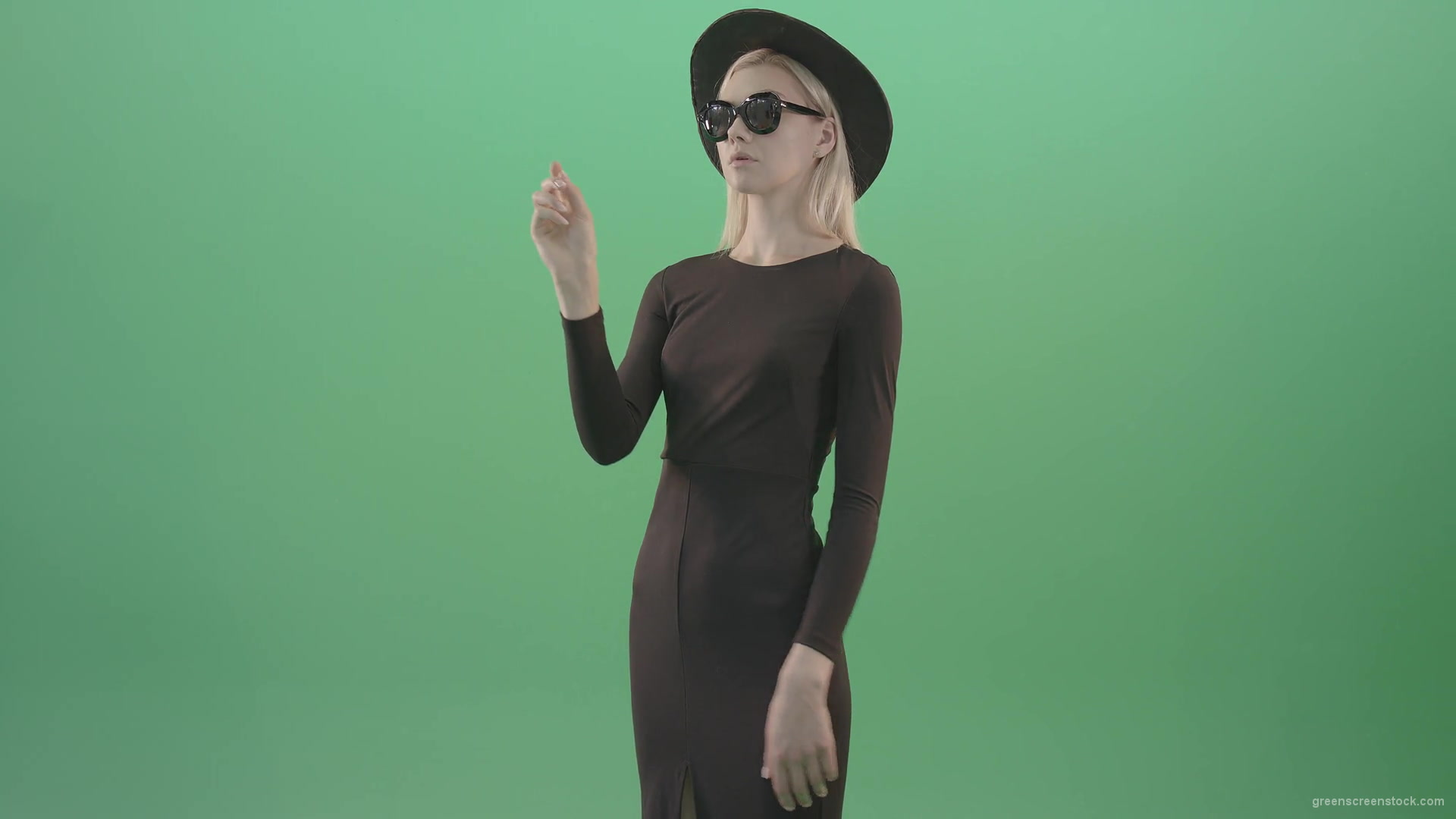 Awesome-beautiful-luxury-women-in-black-dress-shopping-virtual-products-on-touch-screen-4K-Green-Screen-Video-Footage-1920_006 Green Screen Stock
