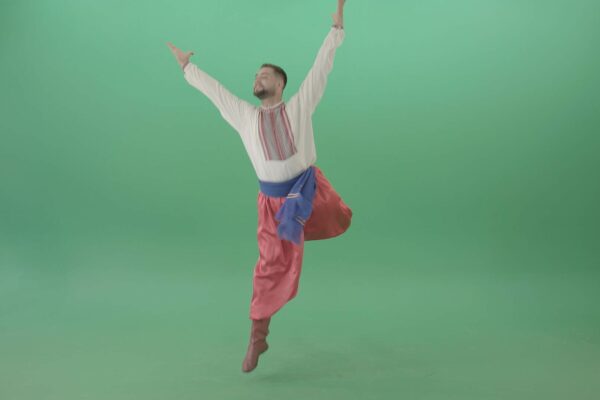 Cossack-Man-dancing-in-ukraine-national-folk-costume-on-Green-Screen-Video-Footage-4K