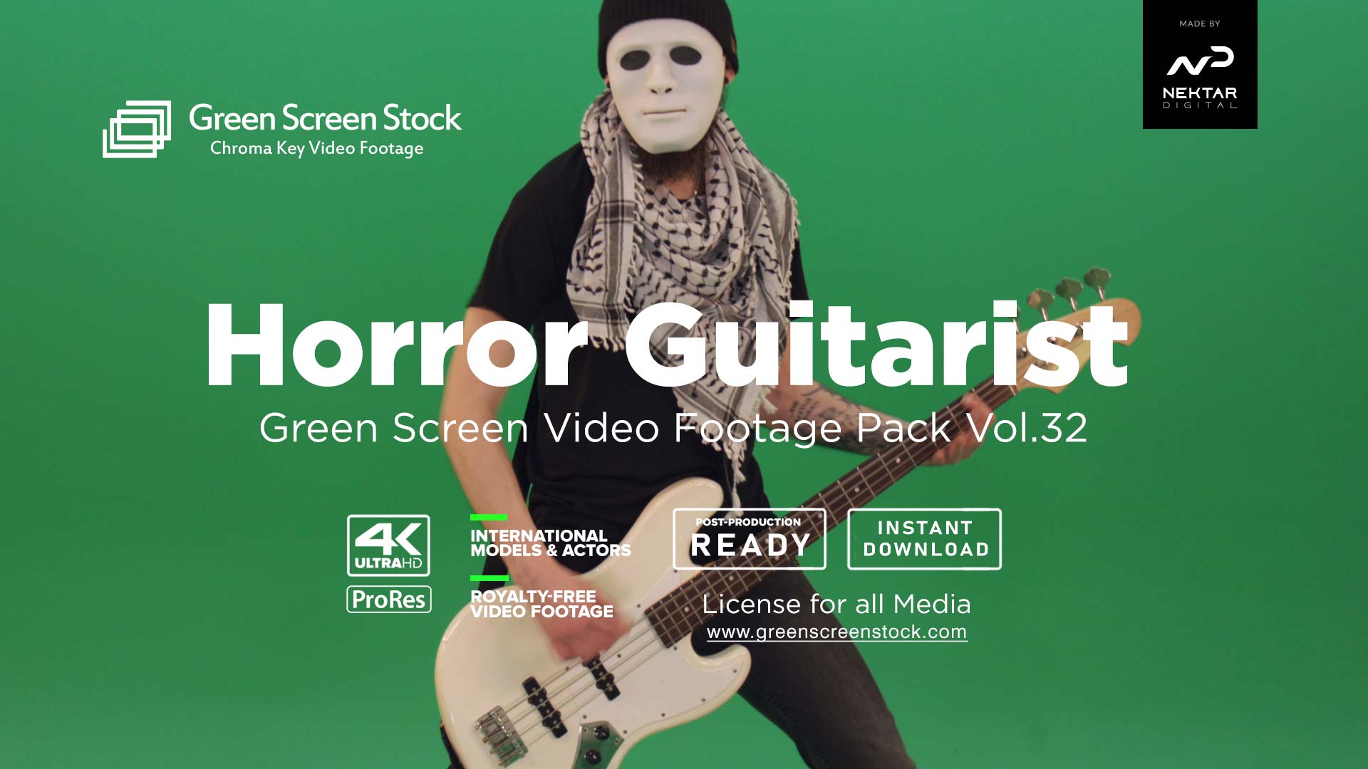 Horror-Guitarist on green screen