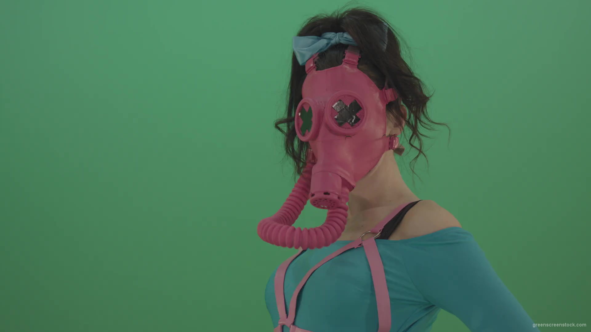 Pink-head-in-Gas-Mask-moving-Go-Go-Dance-isolated-on-green-screen-4K-Video-Footage-1920_001 Green Screen Stock