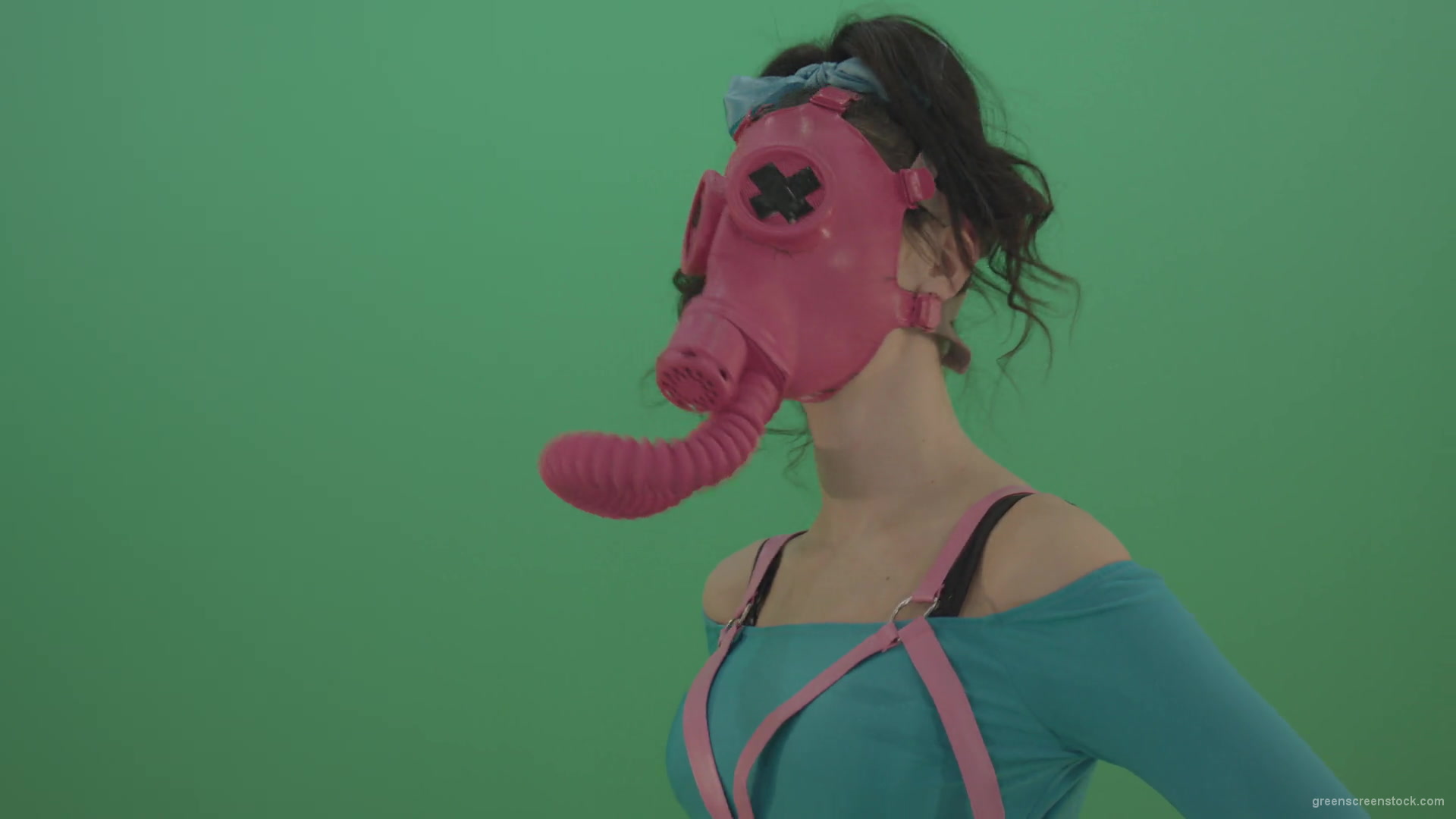 Pink-head-in-Gas-Mask-moving-Go-Go-Dance-isolated-on-green-screen-4K-Video-Footage-1920_002 Green Screen Stock