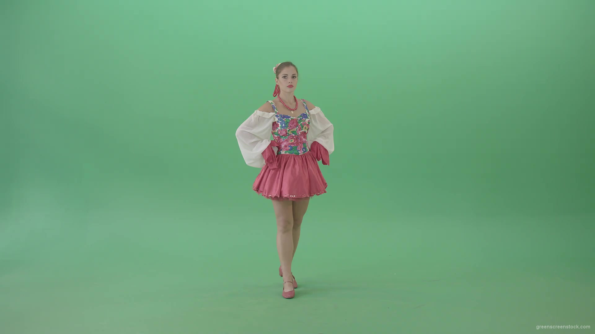 Ukrainian-Girl-spinning-in-dance-in-national-Ukraine-costume-isolated-on-Green-Screen-1920_001 Green Screen Stock