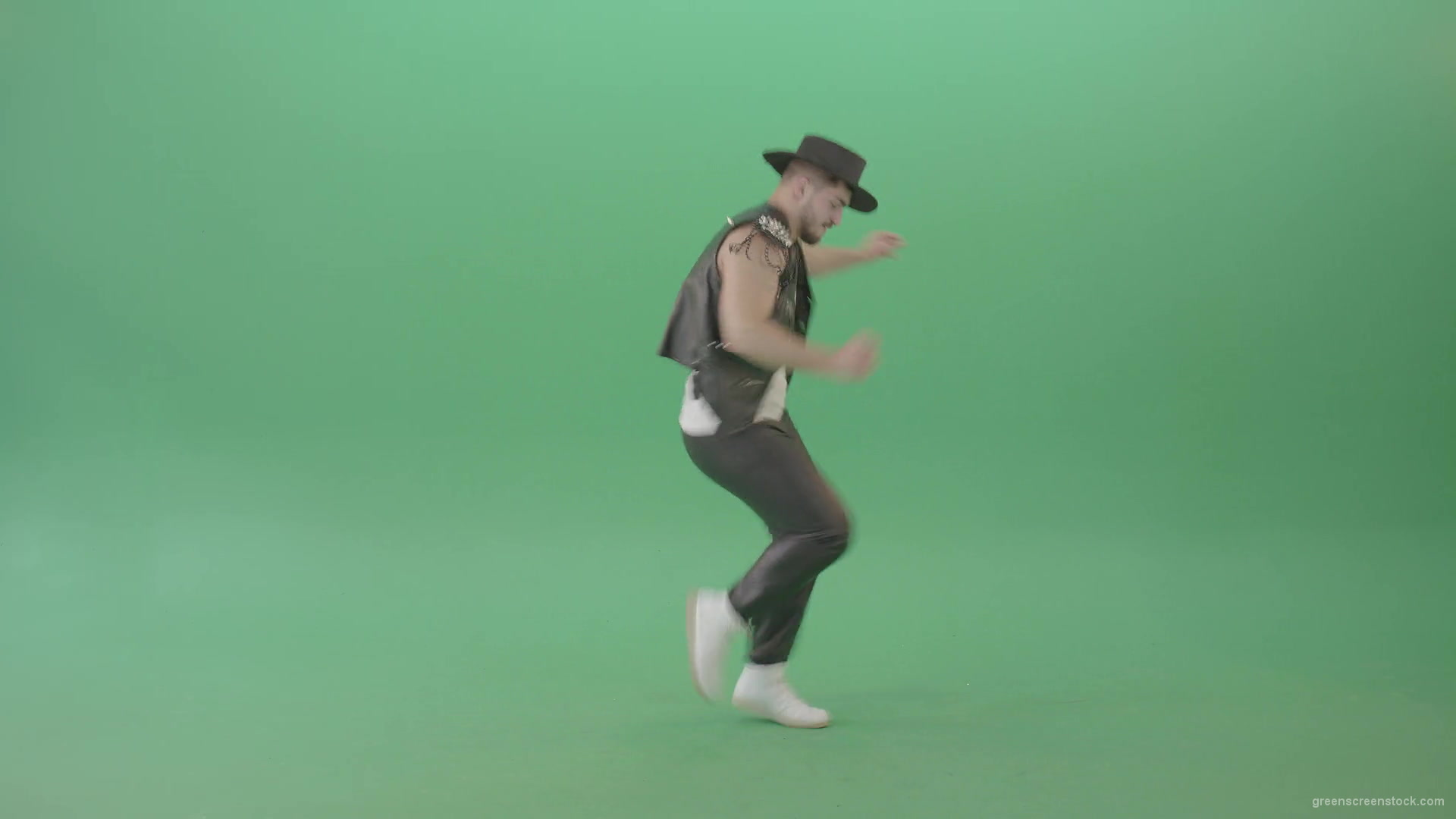 American-Man-with-beard-and-in-black-hat-dancing-Shuffle-isolated-on-Chroma-key-green-screen-4K-Video-Footage-1920_005 Green Screen Stock