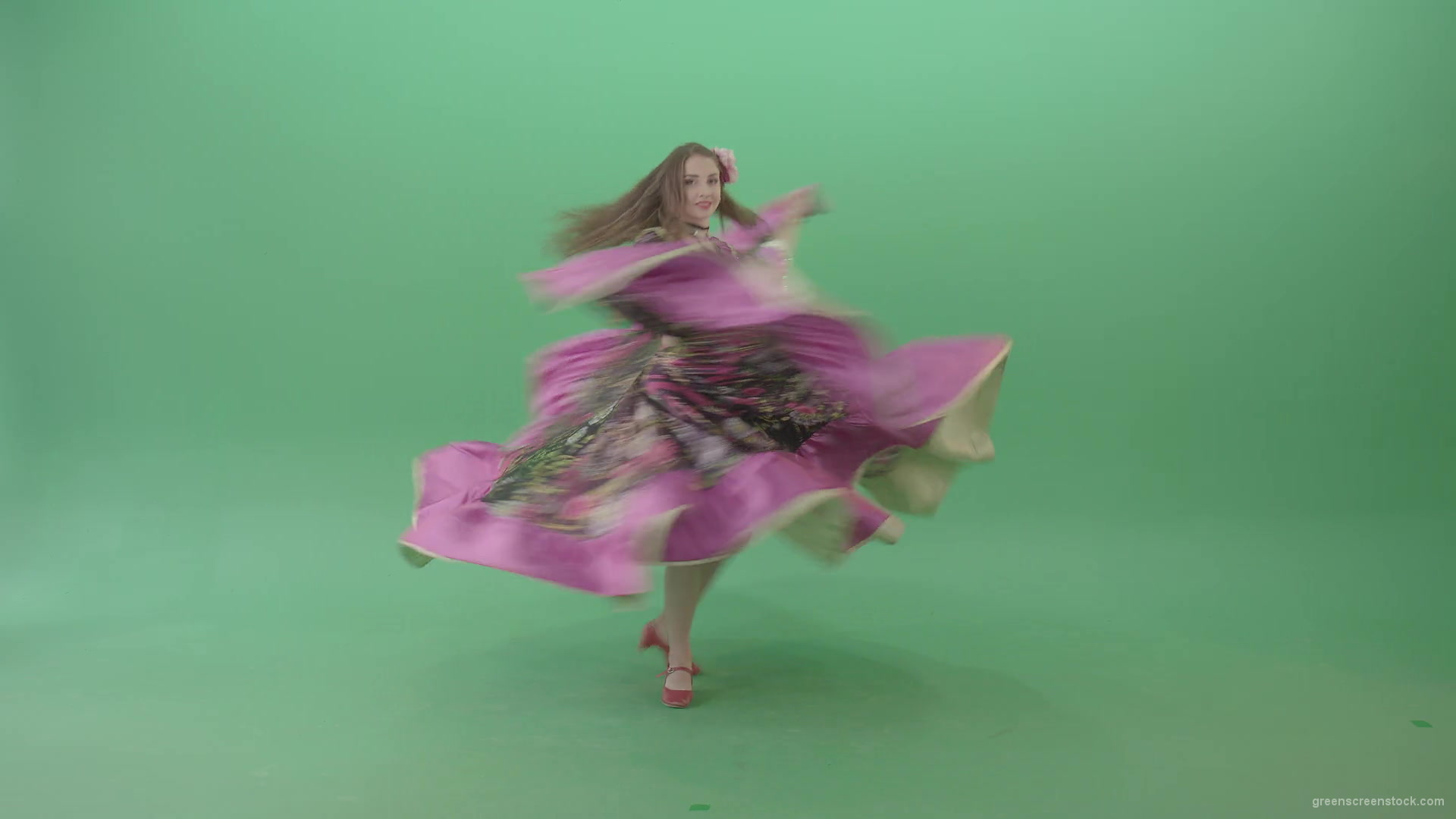 Beautiful-girl-in-balkan-pink-dress-dancing-gypsy-folk-dance-isolated-on-green-screen-4K-Video-Clip-1920_006 Green Screen Stock