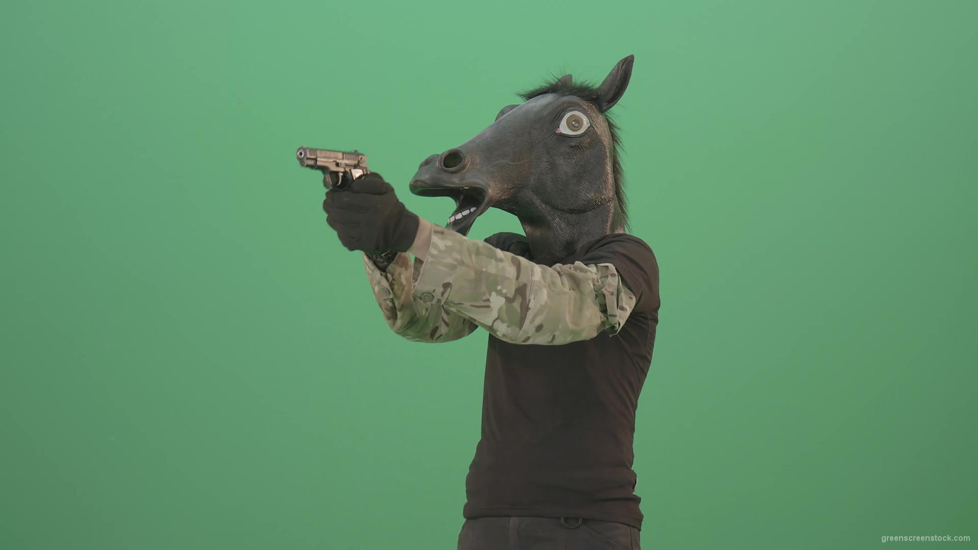 Funny-Horse-Man-in-Mask-shooting-enemies-isolated-on-green-screen-4K-Video-Footage-1920_004 Green Screen Stock