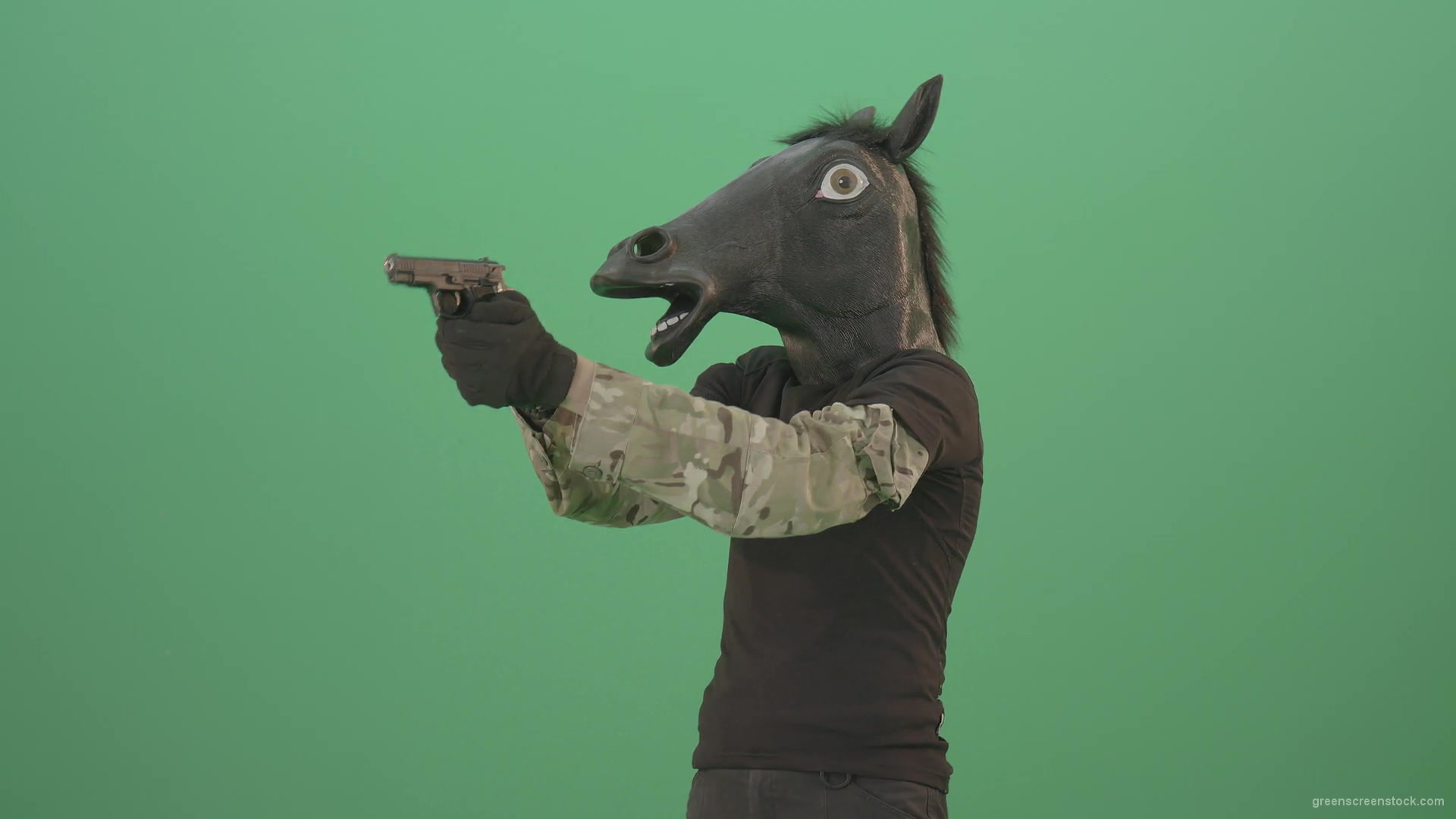 Funny-Horse-Man-in-Mask-shooting-enemies-isolated-on-green-screen-4K-Video-Footage-1920_005 Green Screen Stock