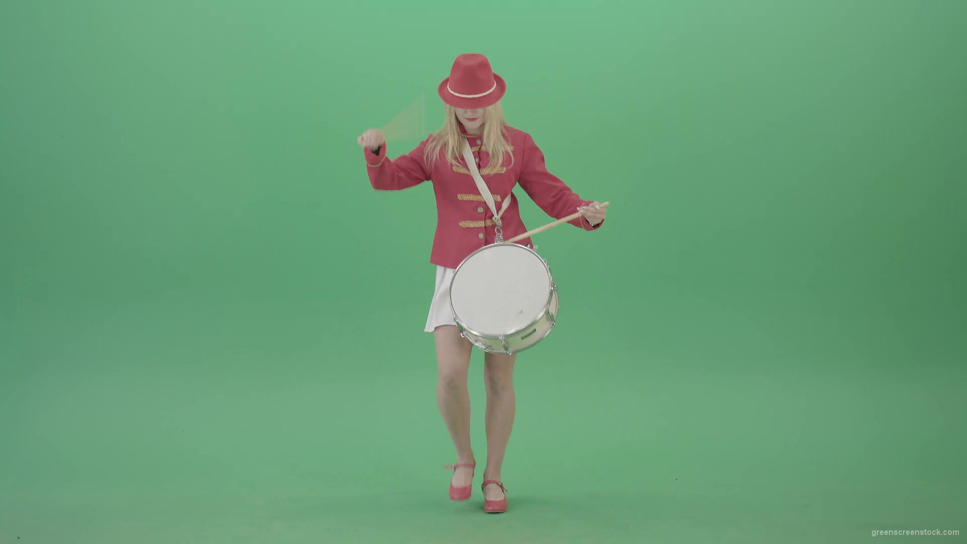 vj video background Girl-in-red-dress-marching-and-playing-drum-snare-music-instrument-over-green-screen-4K-Video-Footage-1920_003