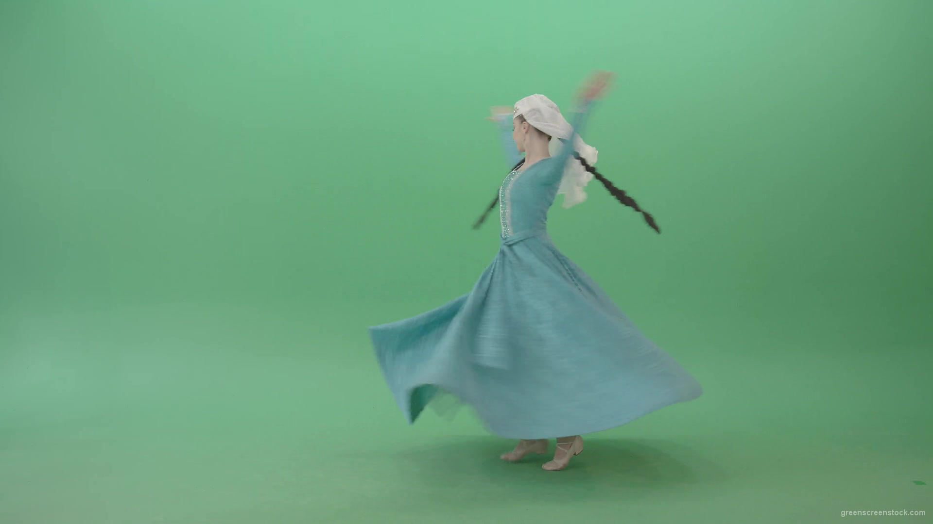 Iberian-Colchis-Woman-spinning-Georgian-Perkhuli-dance-in-blue-dress-isolated-on-Green-Screen-4K-Video-Footage-1920_006 Green Screen Stock