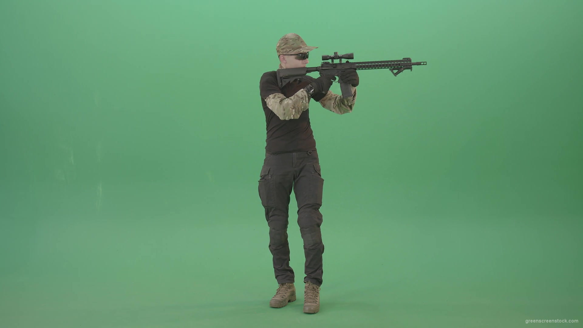 Man-in-Military-uniform-shooting-with-Army-machine-gun-isolated-on-Green-Screen-4K-Video-Footage-1920_009 Green Screen Stock