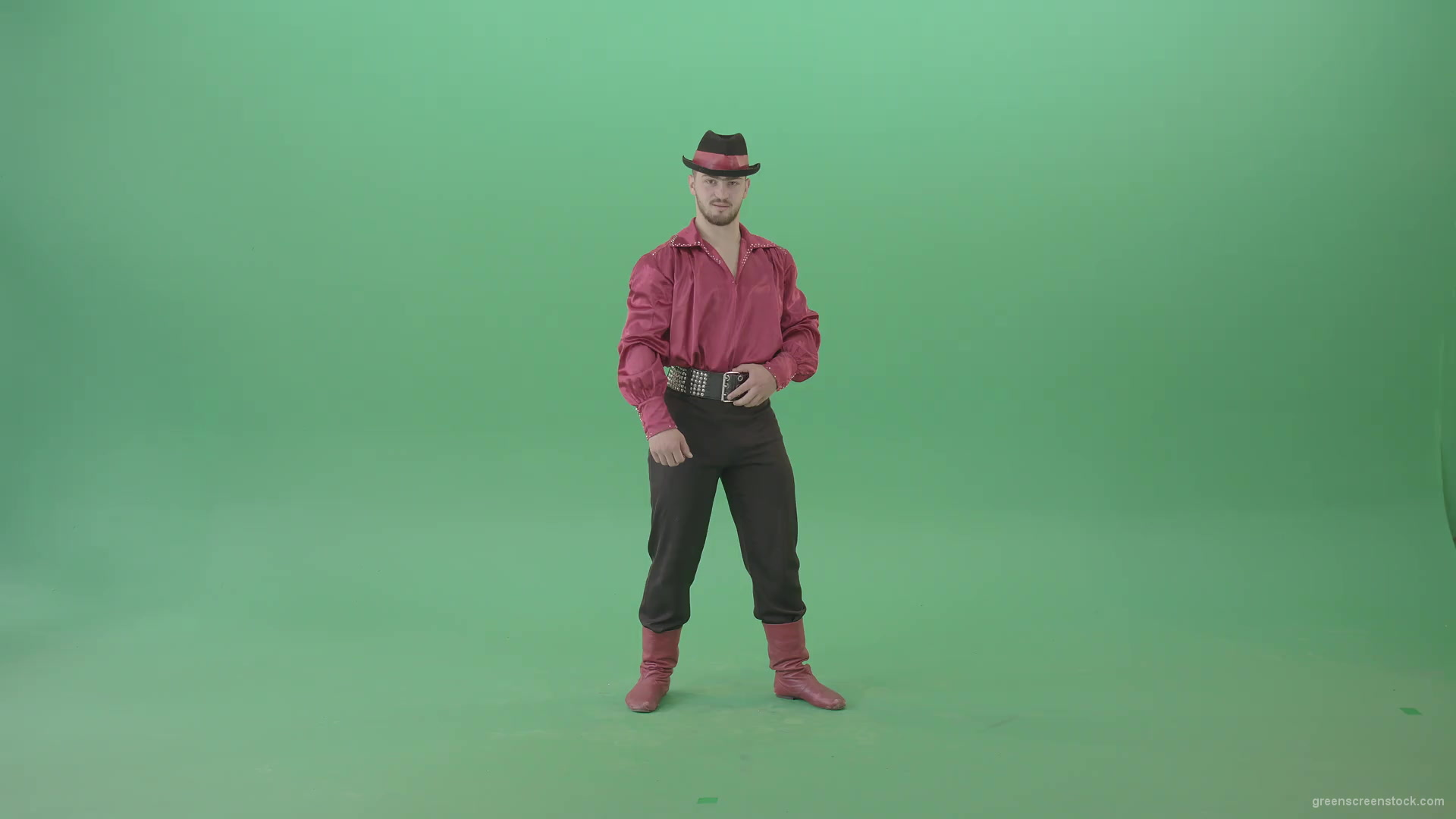 Modovian-Balkan-Gipsy-man-clapping-hands-isolalated-on-green-screen-4K-Video-Footage-1920_001 Green Screen Stock